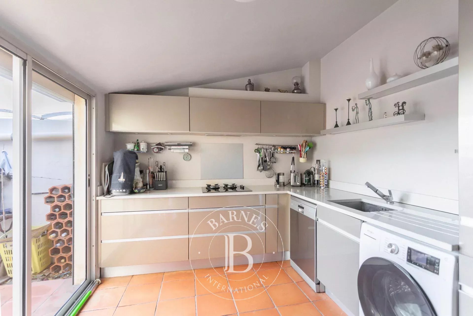 Ev Marseille 7ème - picture 9