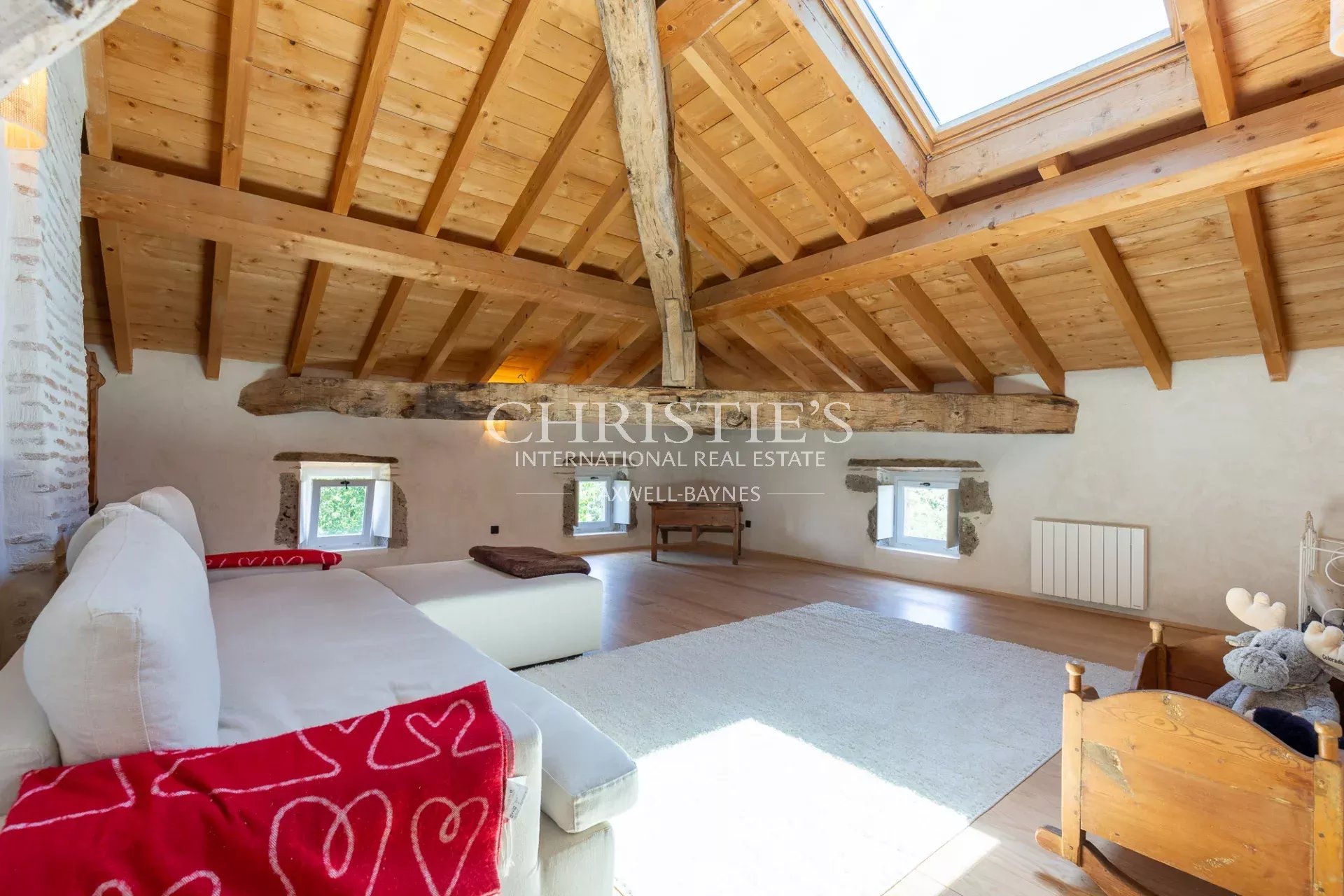 10 Bedroom Chateau's Image 19