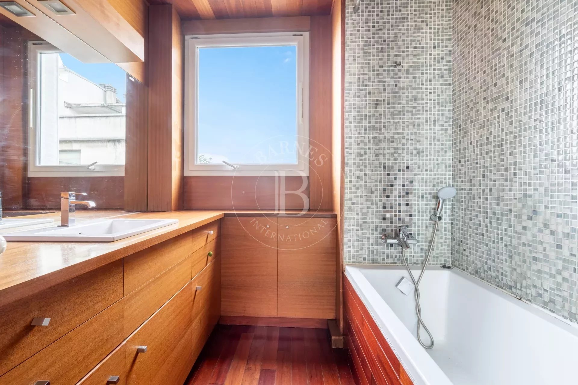 Ev Paris 19ème - picture 16