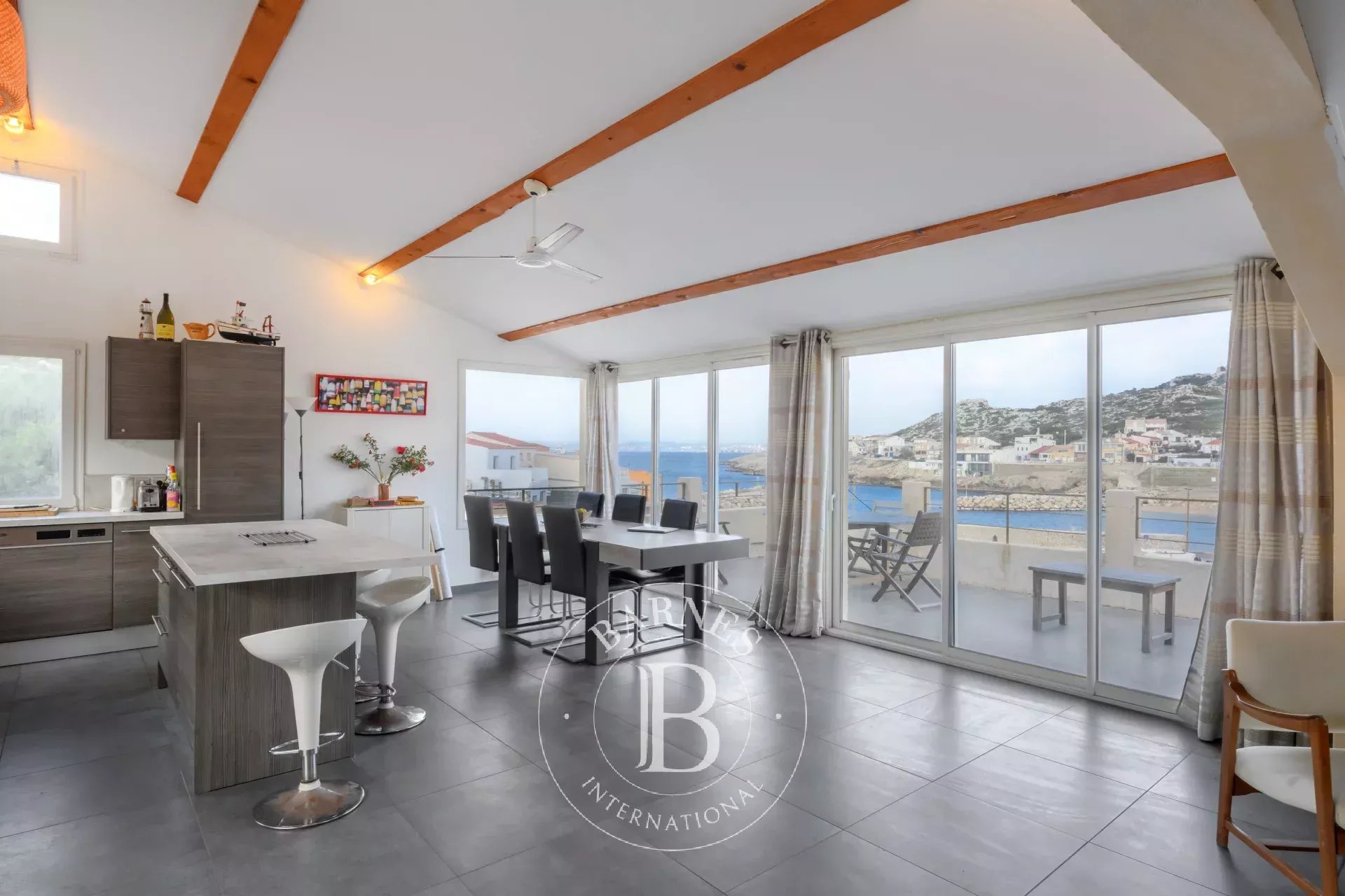 Ev Marseille 8ème - picture 5