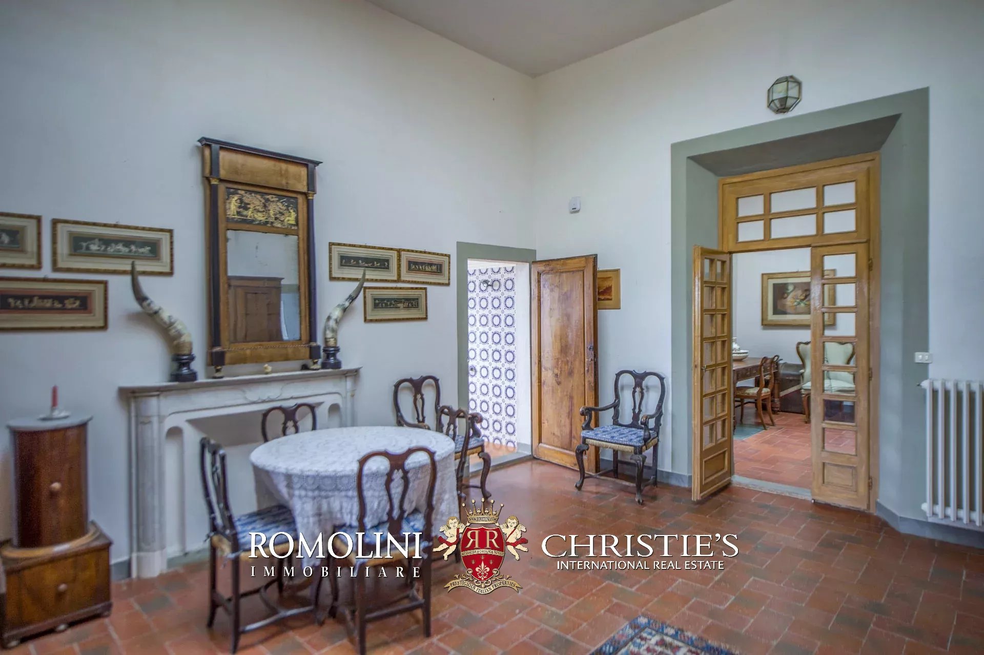 17 Bedroom Vineyard's Image 67
