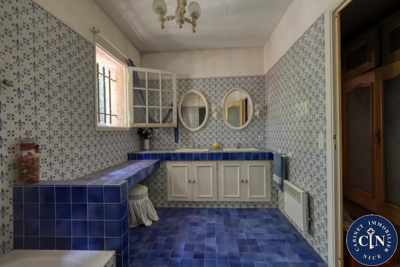Drap - Maison 7 pièces de 246 m² à rénover. Terrain piscinable, sans vis-à-vis. — photo 12