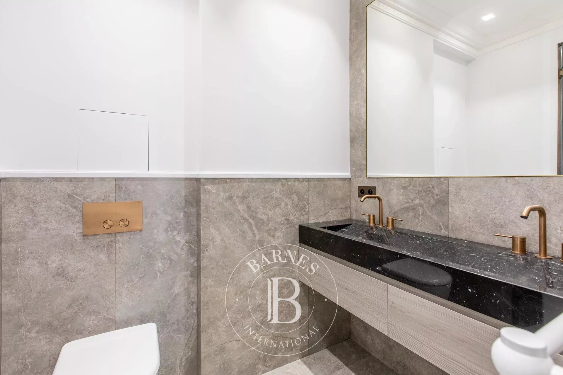 Daire Paris 8ème - picture 9