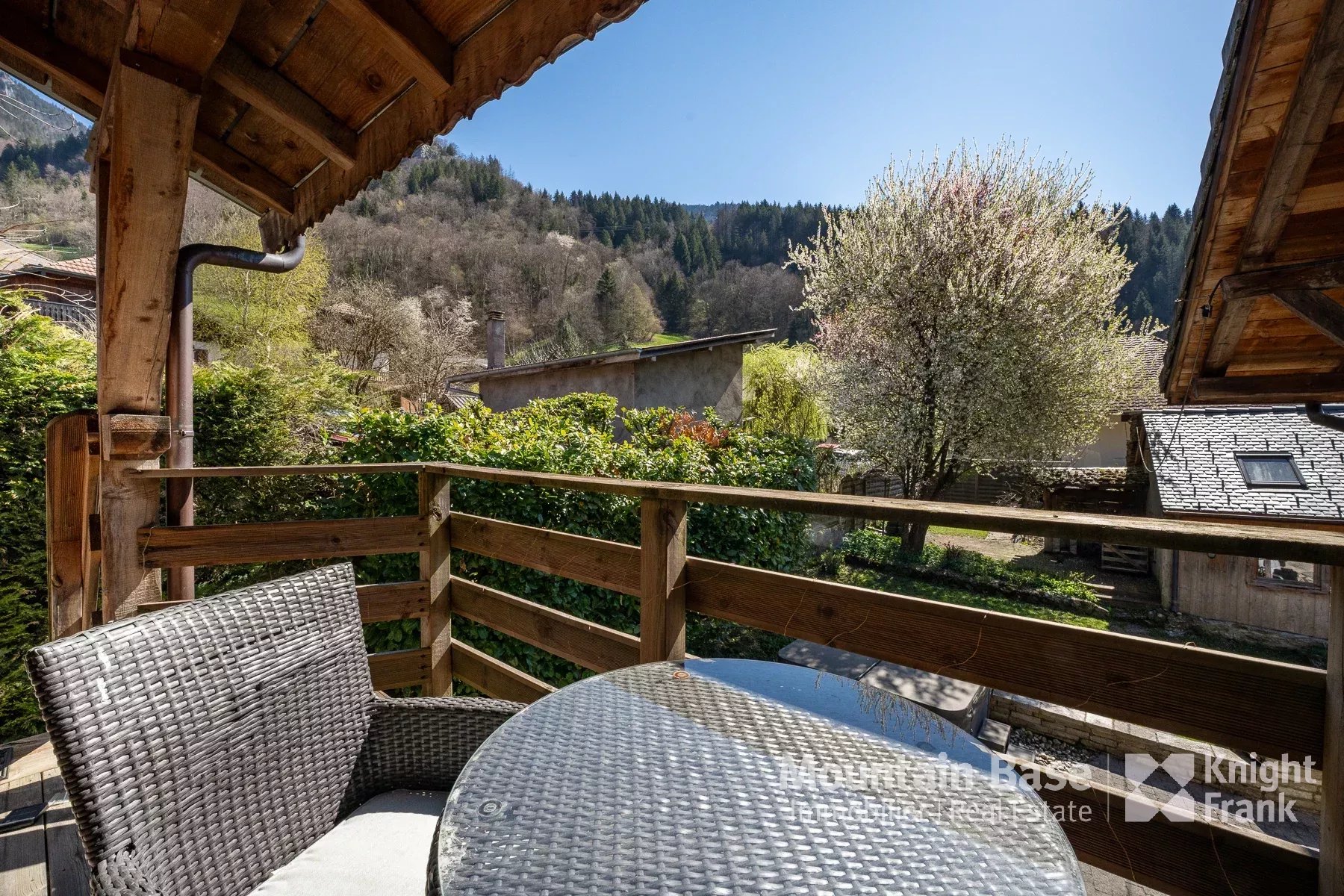 Photo of Renovated 6-Bedroom Farmhouse with Separate Apartment and Garden