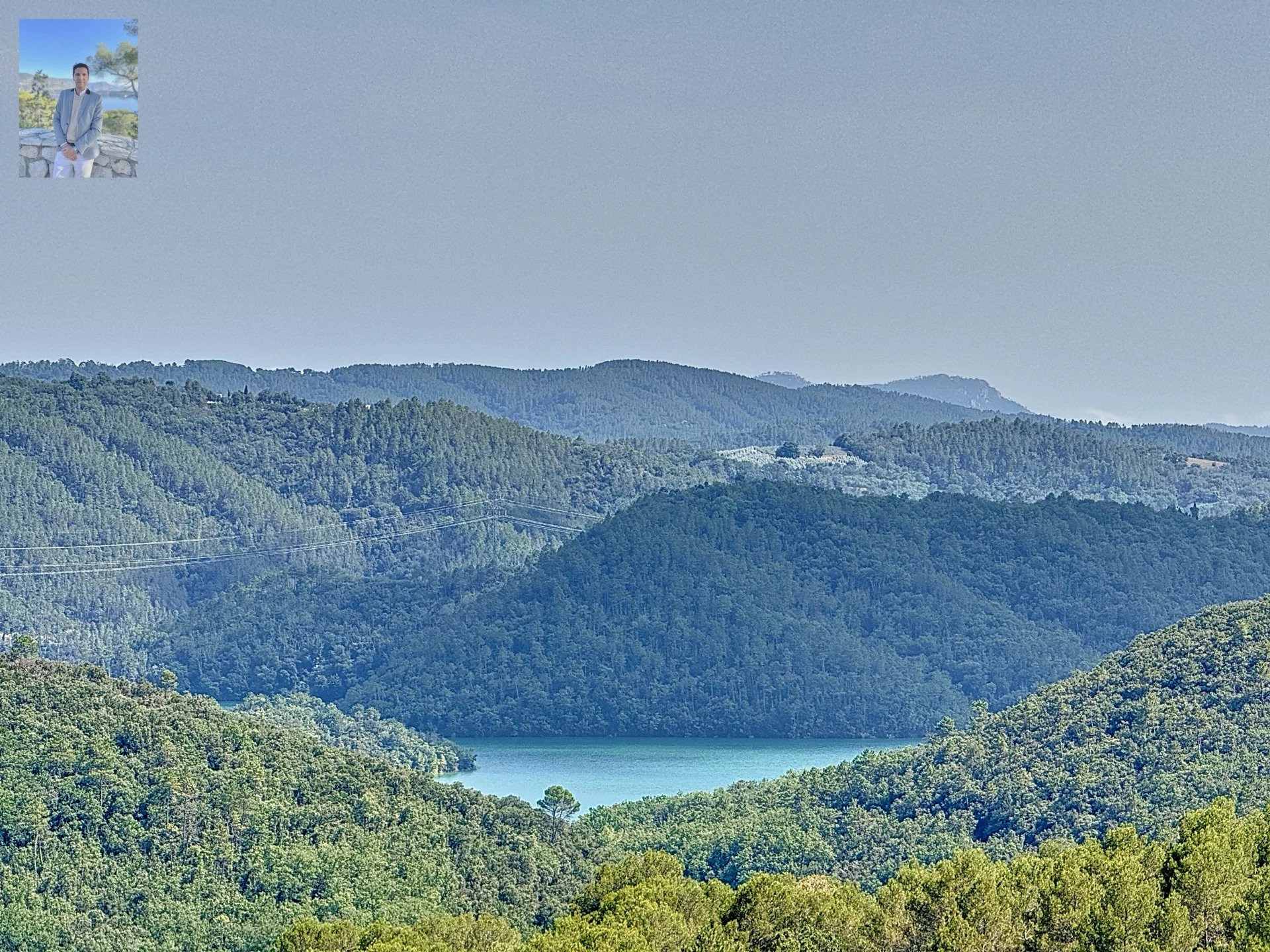 MAISON VUE SUR LAC MONTAUROUX