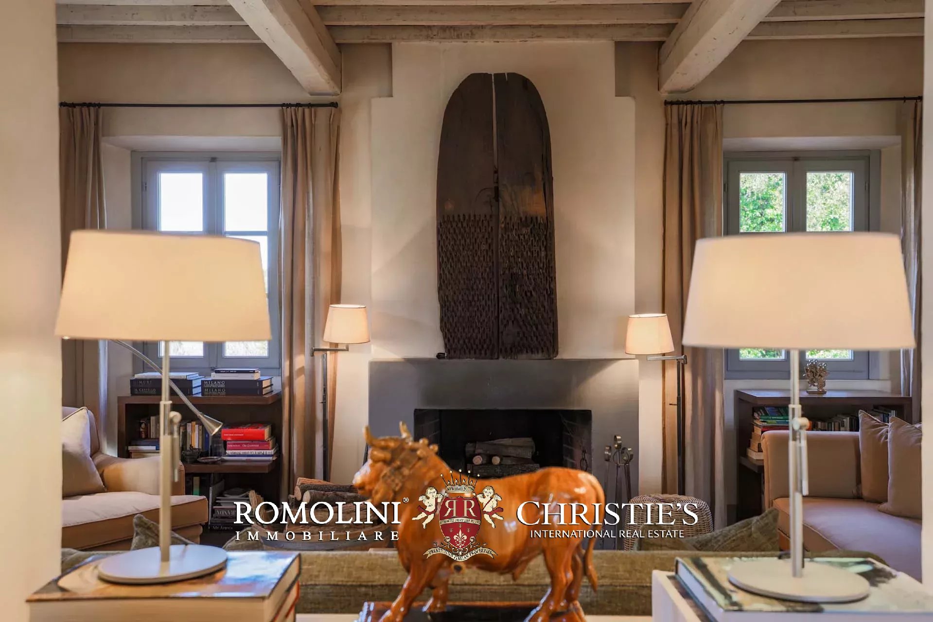 EQUESTRIAN SEA VIEW WINE ESTATE WITH VINEYARDS FOR SALE CLOSE TO BOLGHERI, TUSCANY