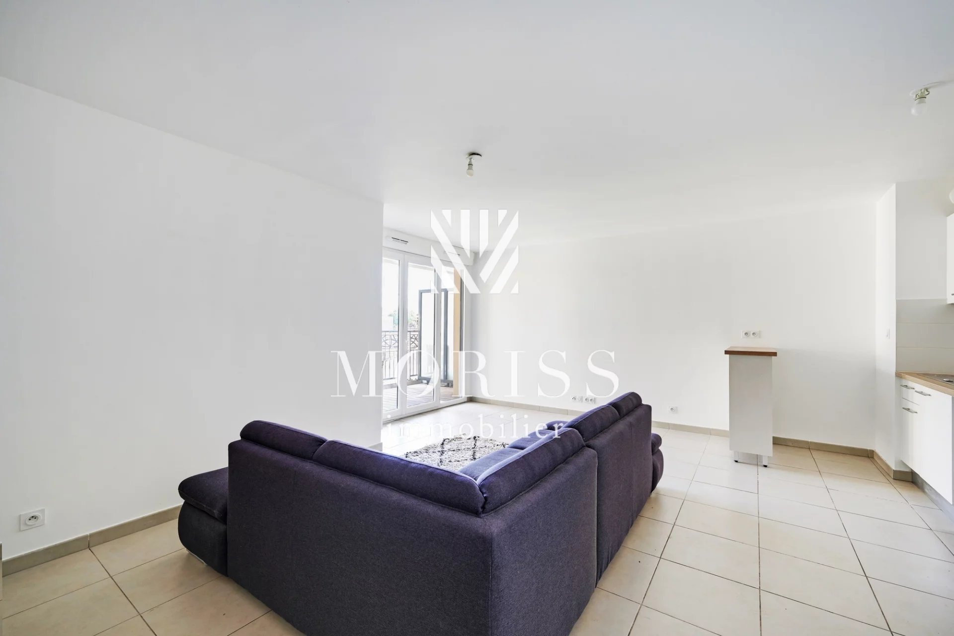 APPARTEMENT 3 PIECES / BALCON / 75 M2 / 93400 SAINT-OUEN // MÉTR - Image Array