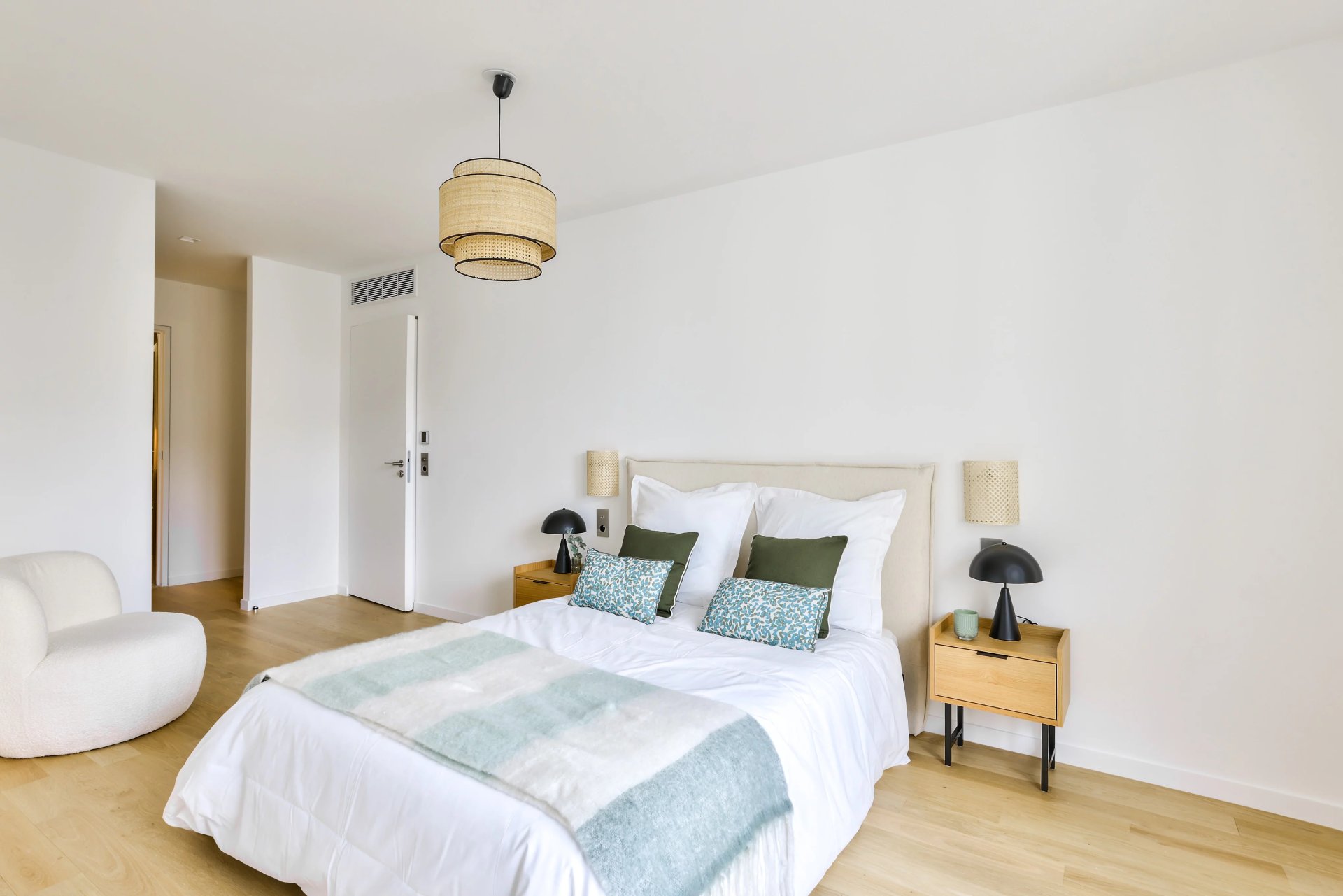 1 Bedroom Apartment/Flat's Image 8