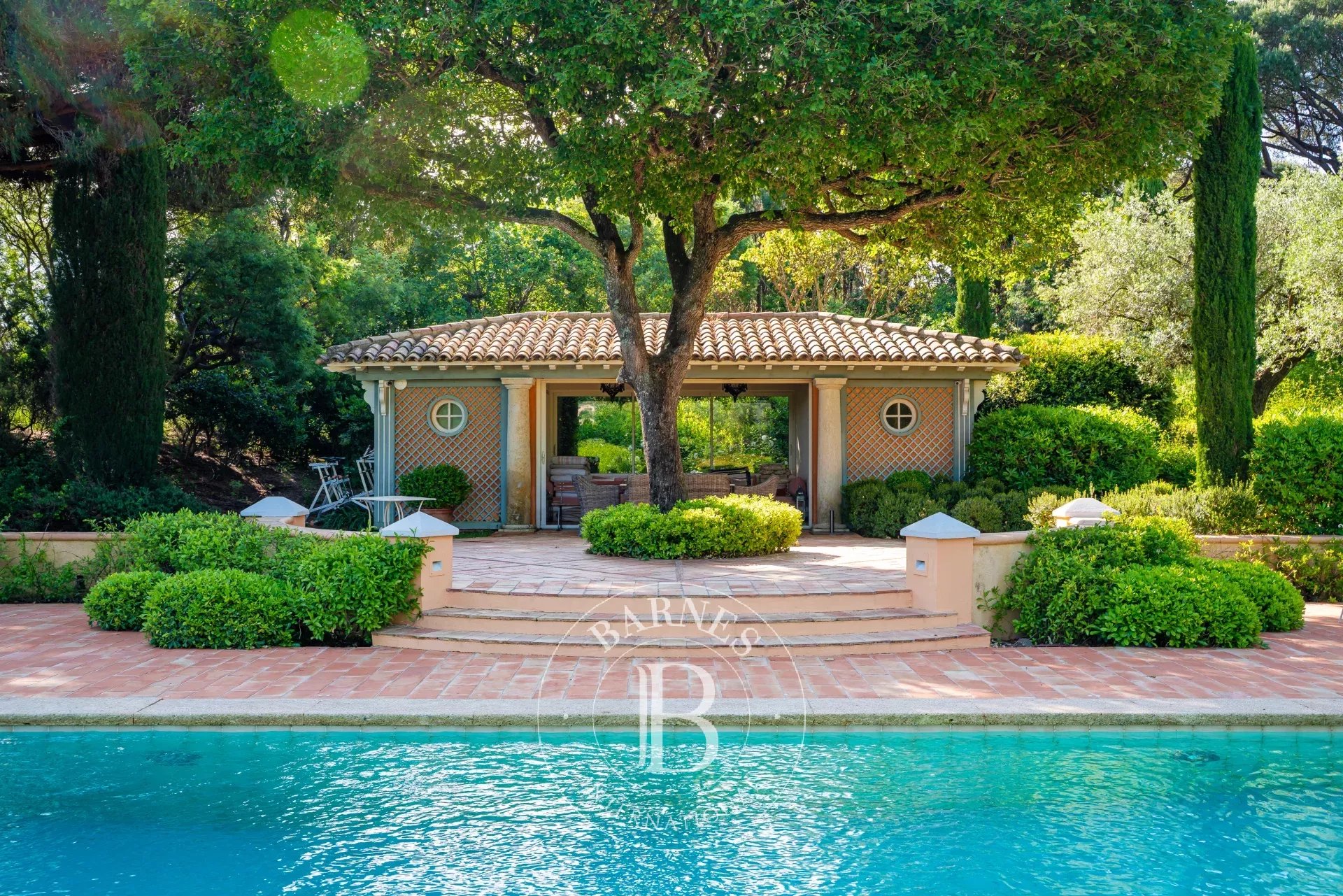 RAMATUELLE - CHARMING PROPERTY WITH 7 BEDROOMS AND SEA VIEW - picture 5 title=