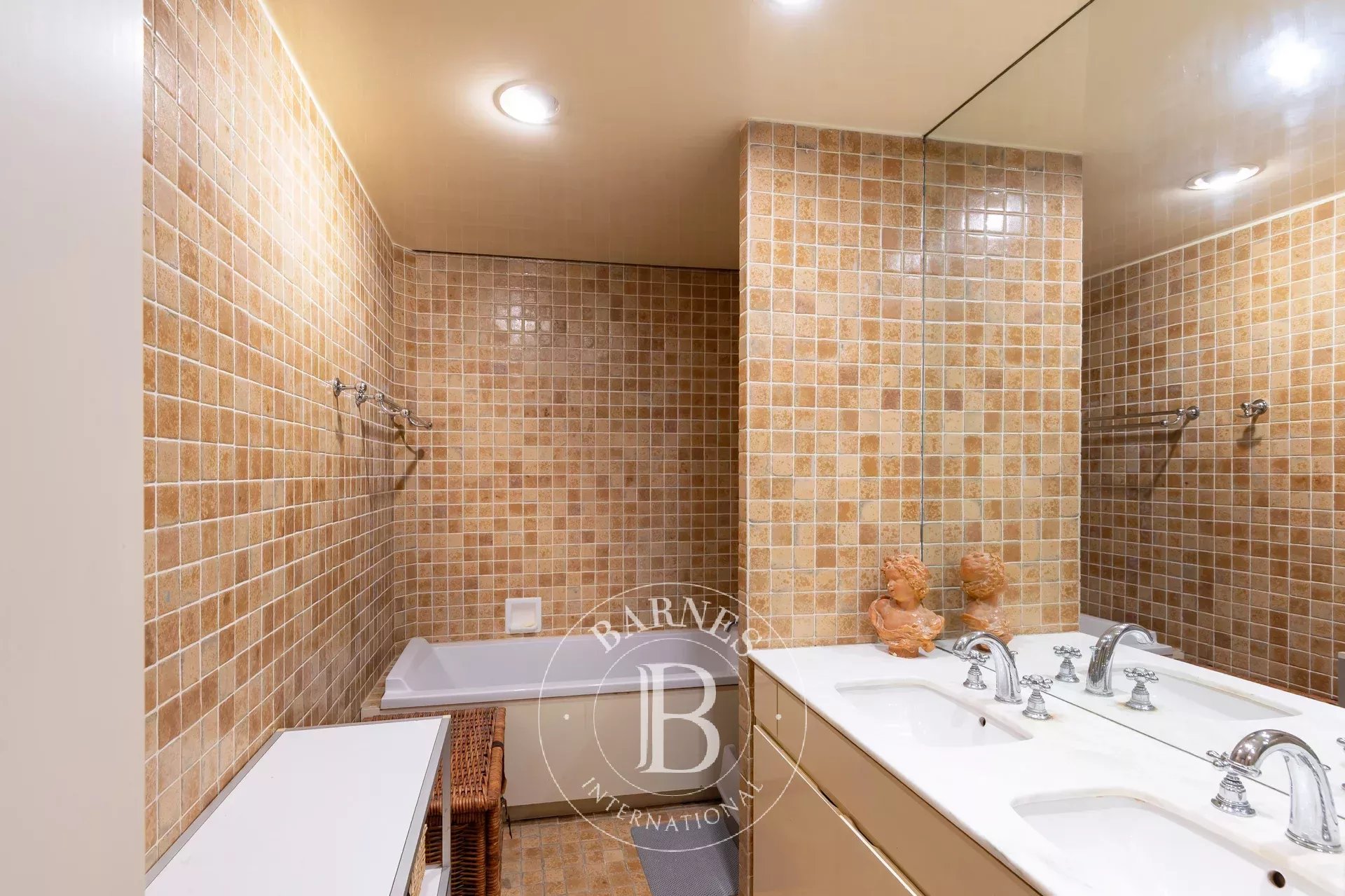 Daire Paris 9ème - picture 16