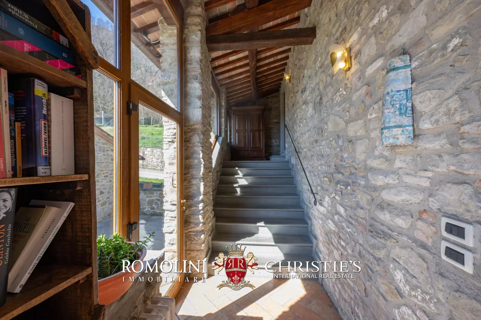 13 Bedroom Villa/Townhouse's Image 49