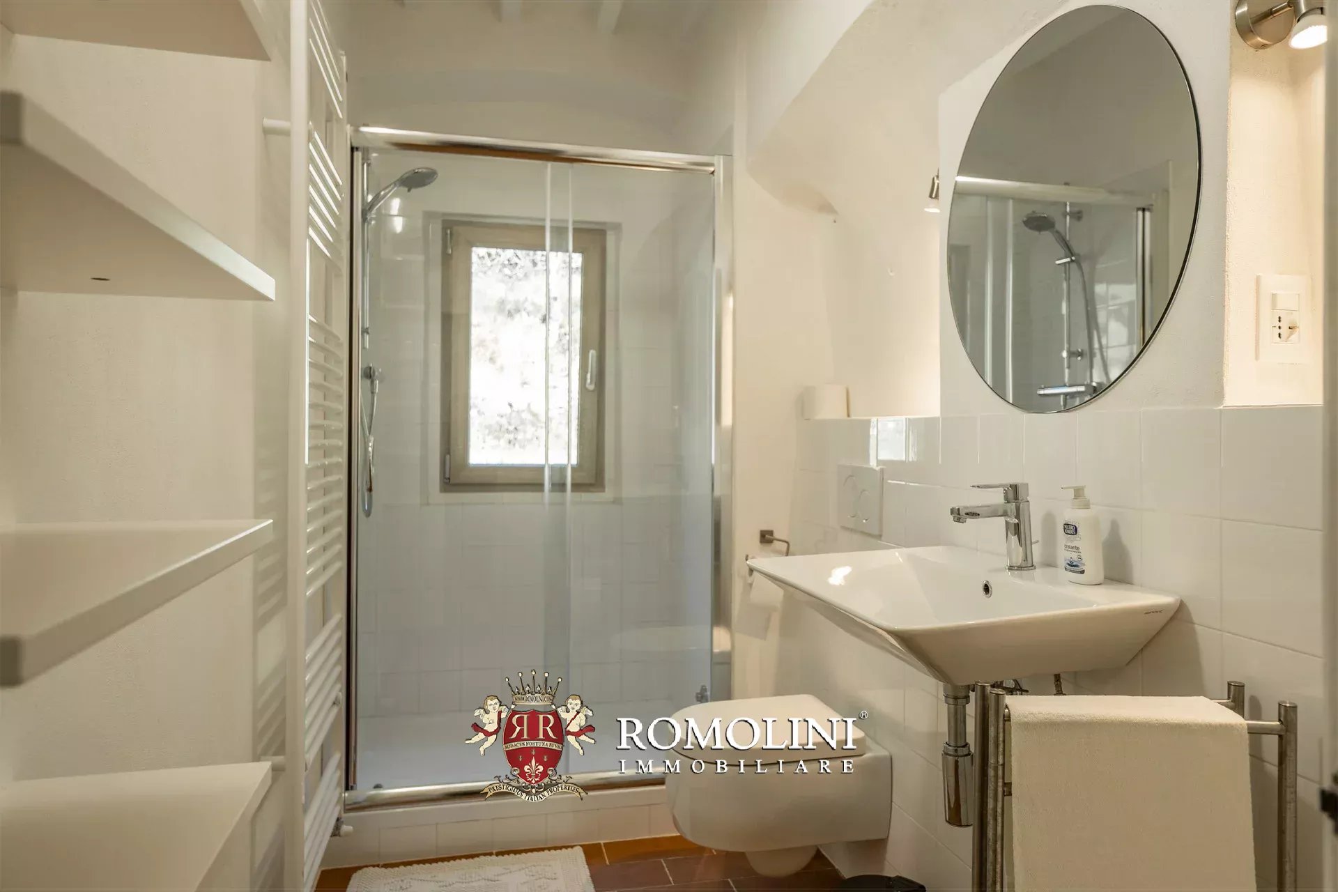 6 Bedroom Villa/Townhouse's Image 58