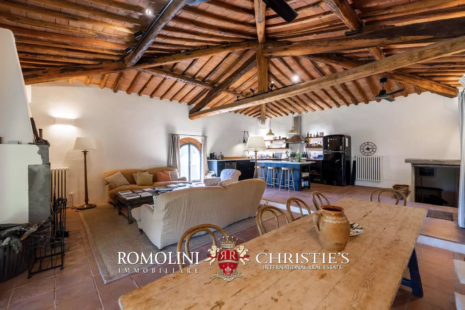 5 Bedroom Vineyard's Image 29