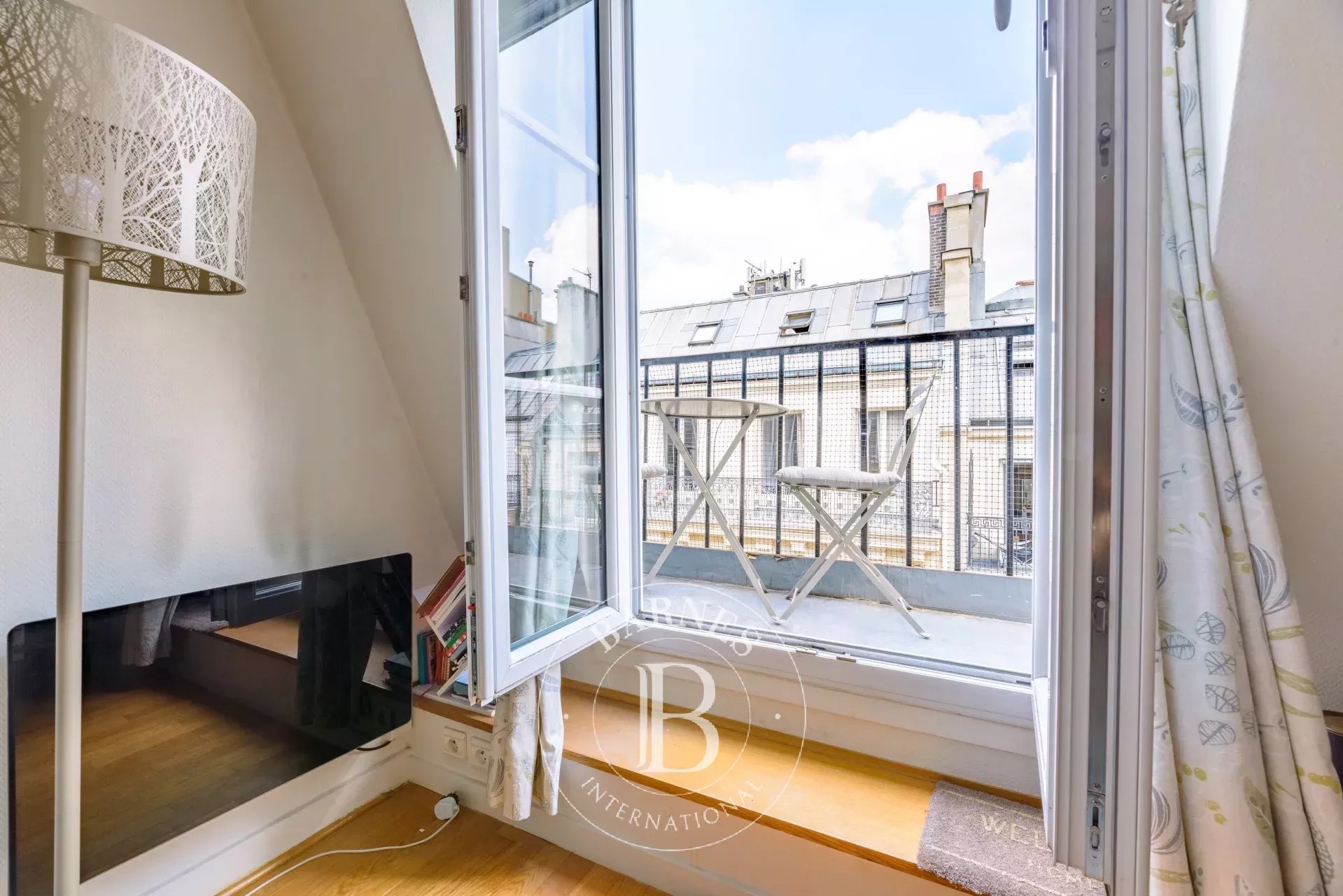 Daire Paris 8ème - picture 9