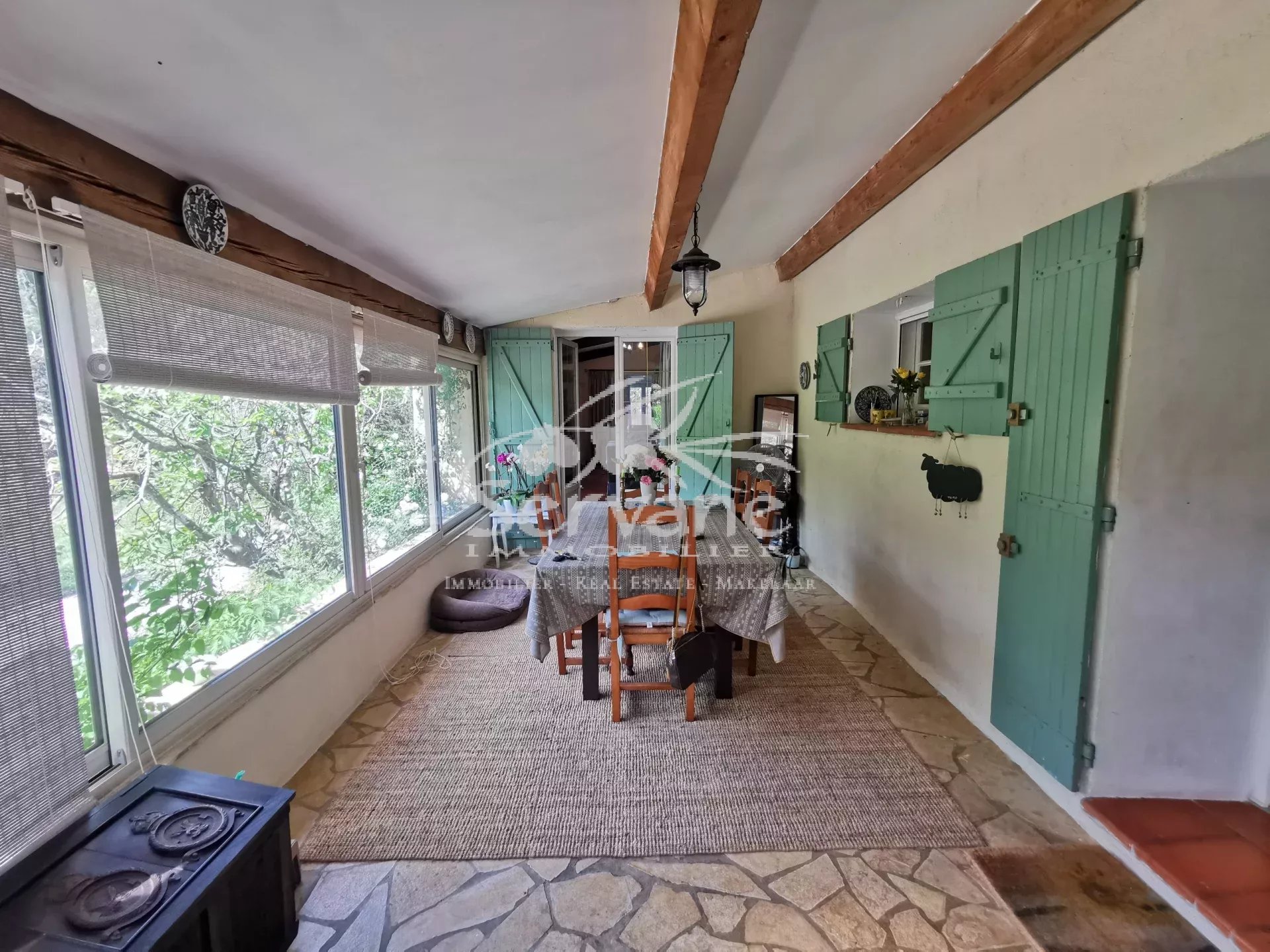 LORGUES PROVENCE FOR SALE COUNTRYSIDE HOUSE 4 BEDROOMS