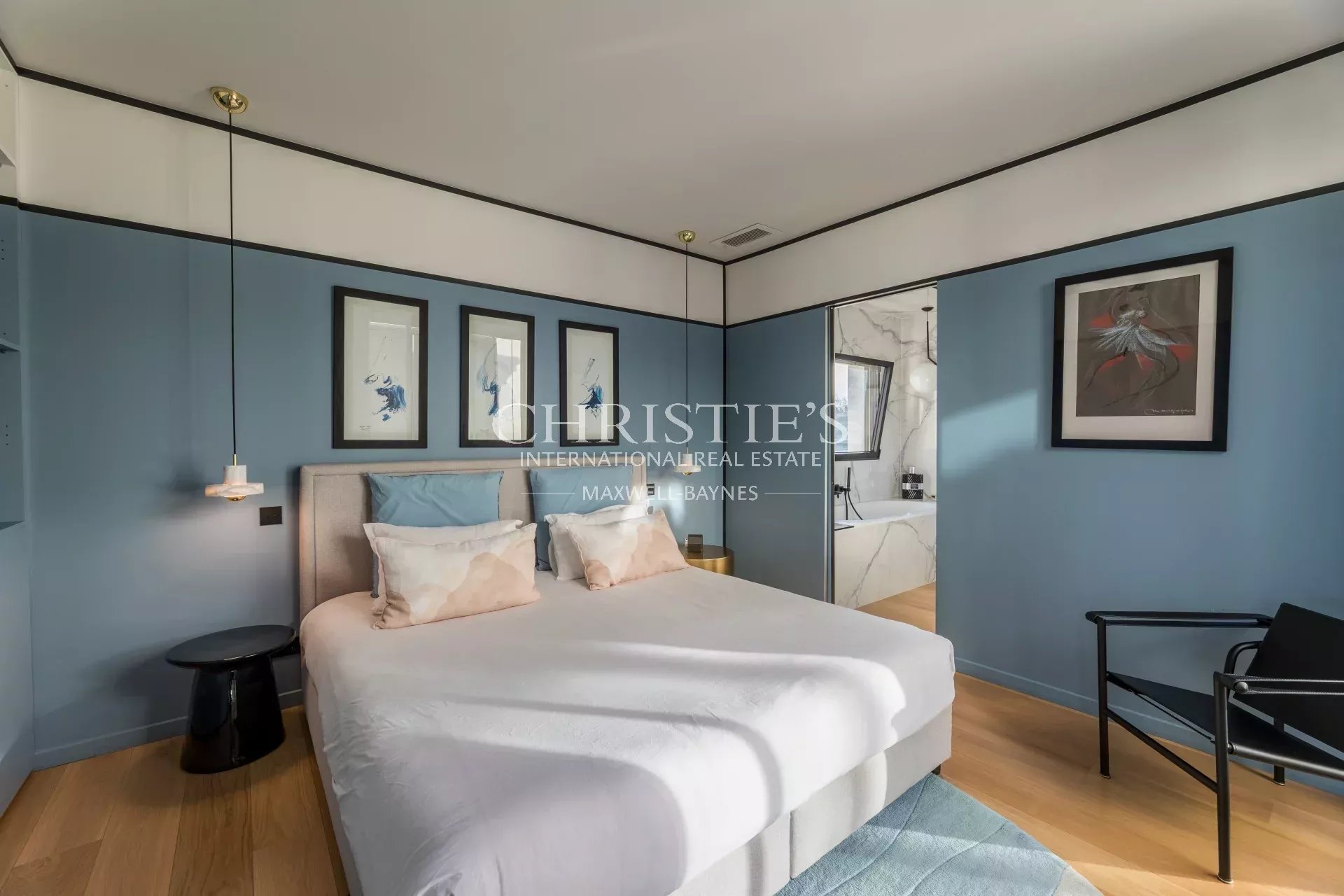 4 Bedroom Villa/Townhouse's Image 13