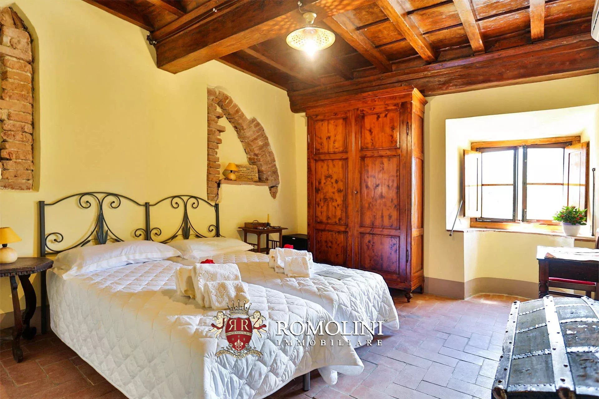 22 Bedroom Villa/Townhouse's Image 31