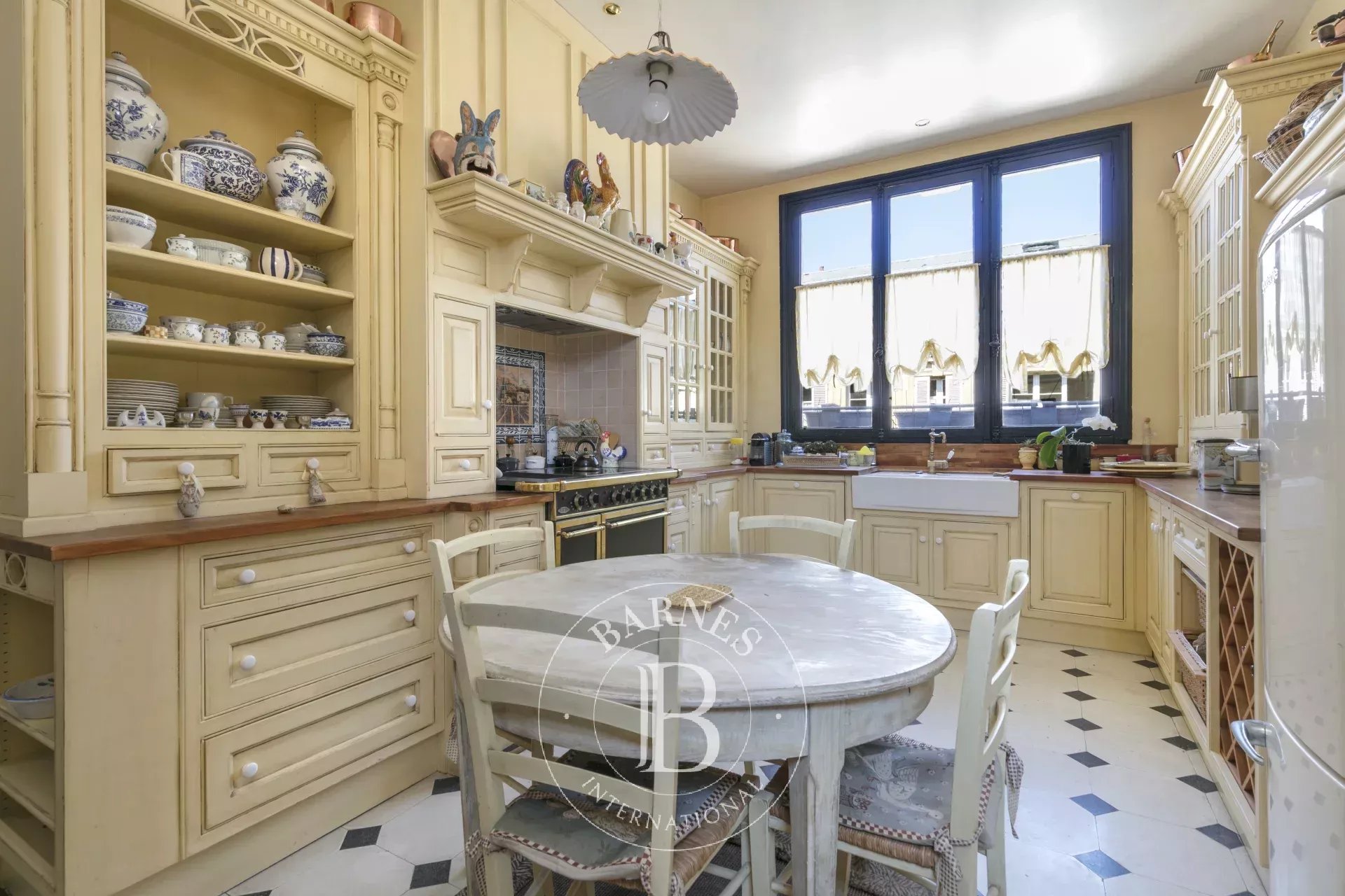 Daire Paris 8ème - picture 9