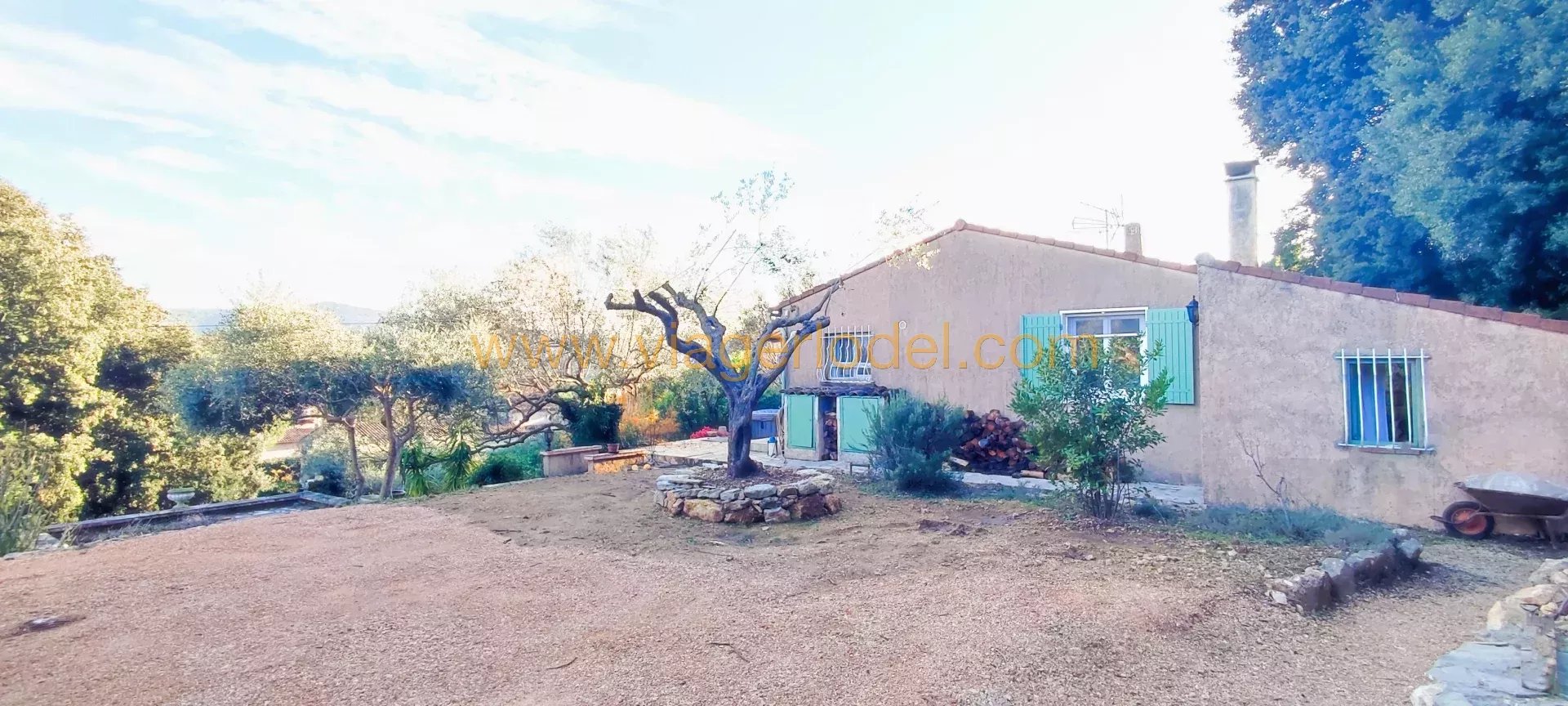 Réf. 9931 - VIAGER OCCUPE - PIGNANS (83)