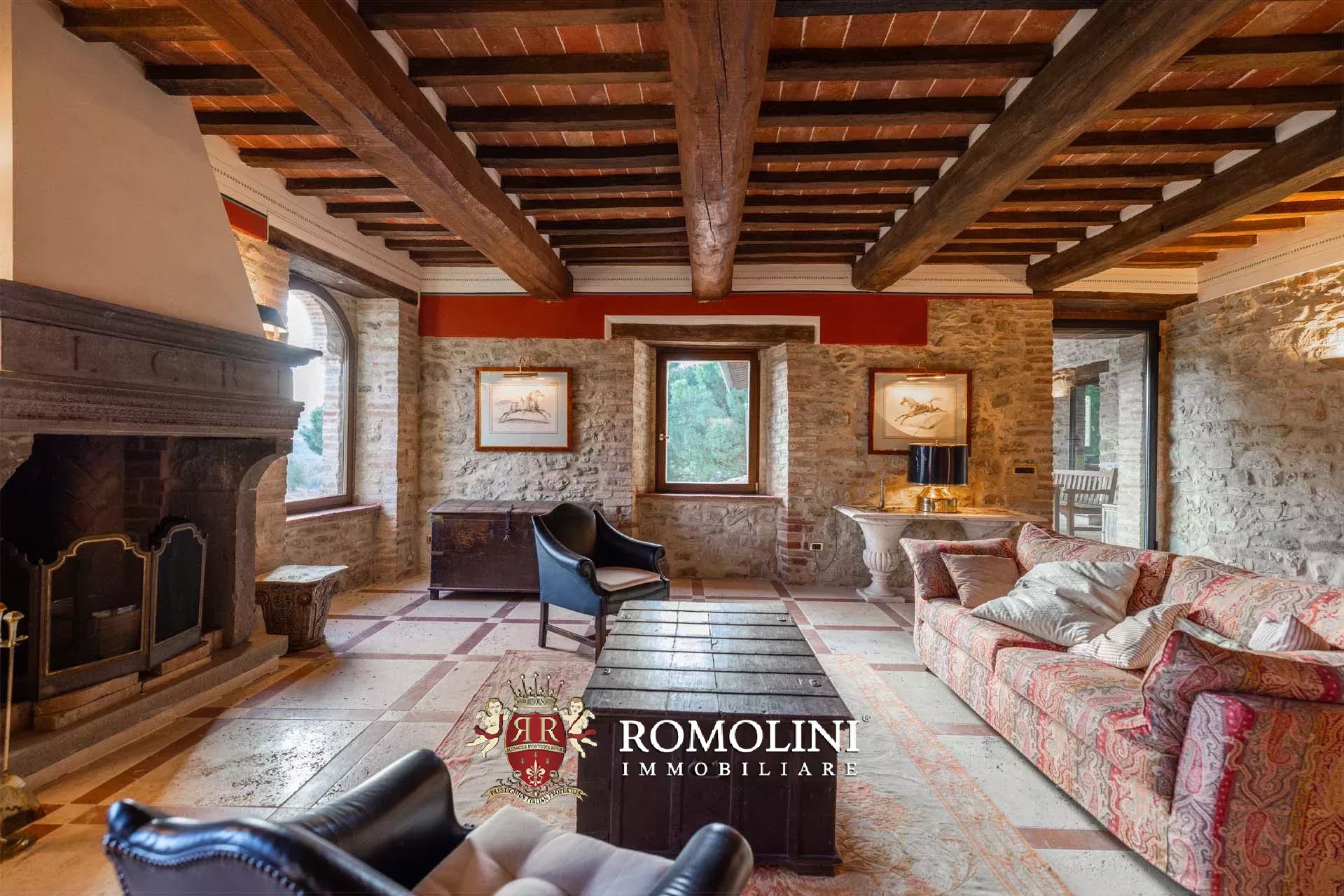 10 Bedroom Villa/Townhouse's Image 76