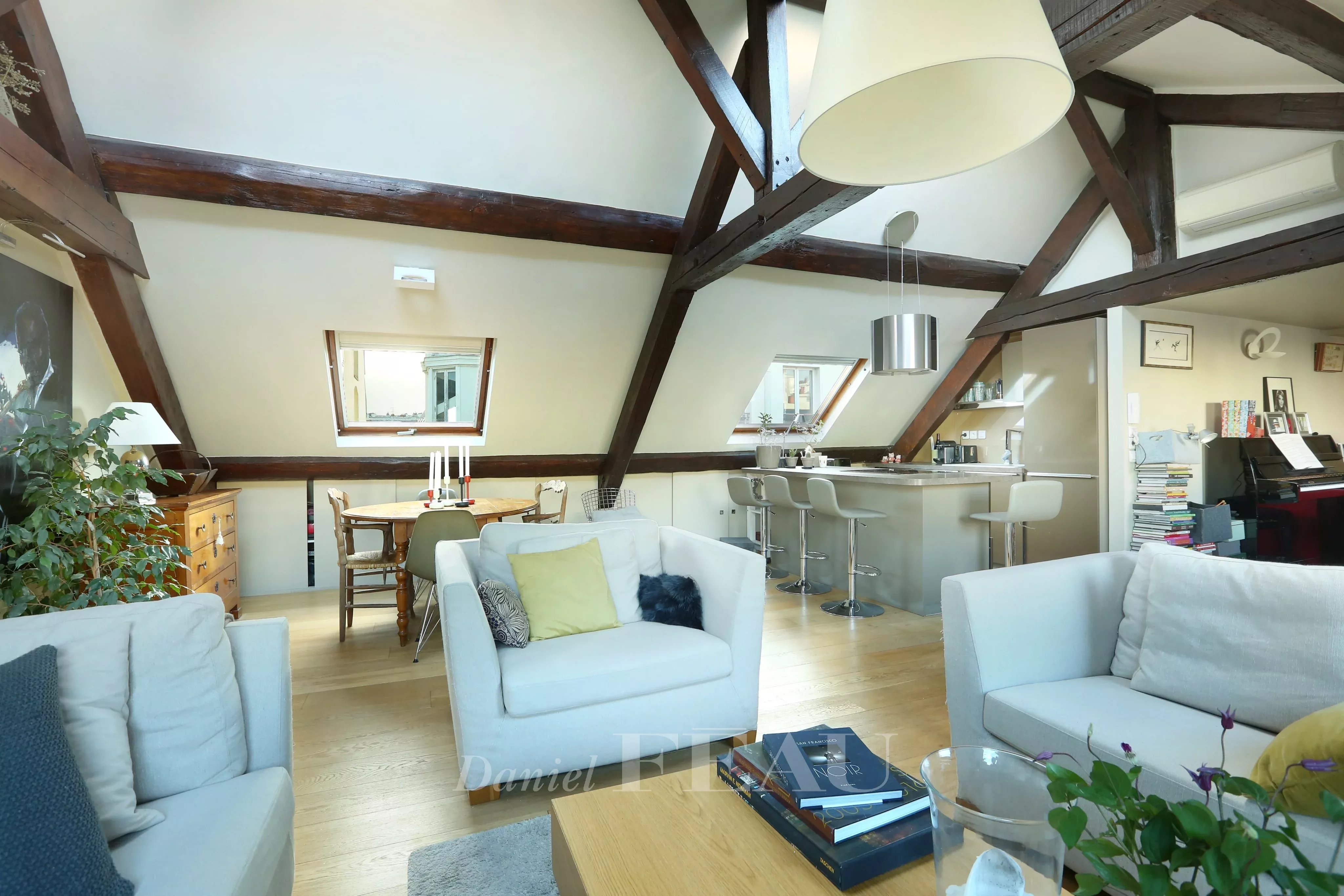 Living-room Wooden floor