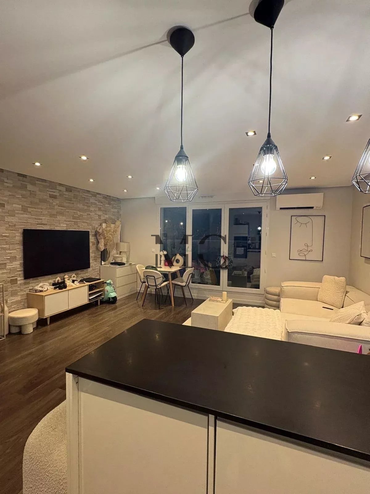 Agence immobilière de 