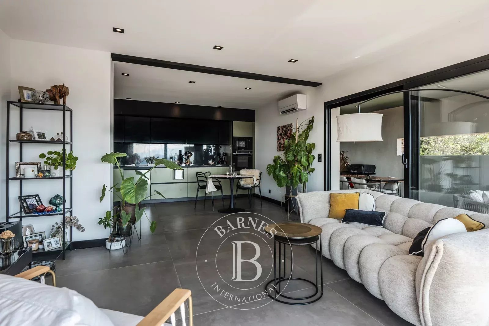 Daire Saint-Florent - picture 6