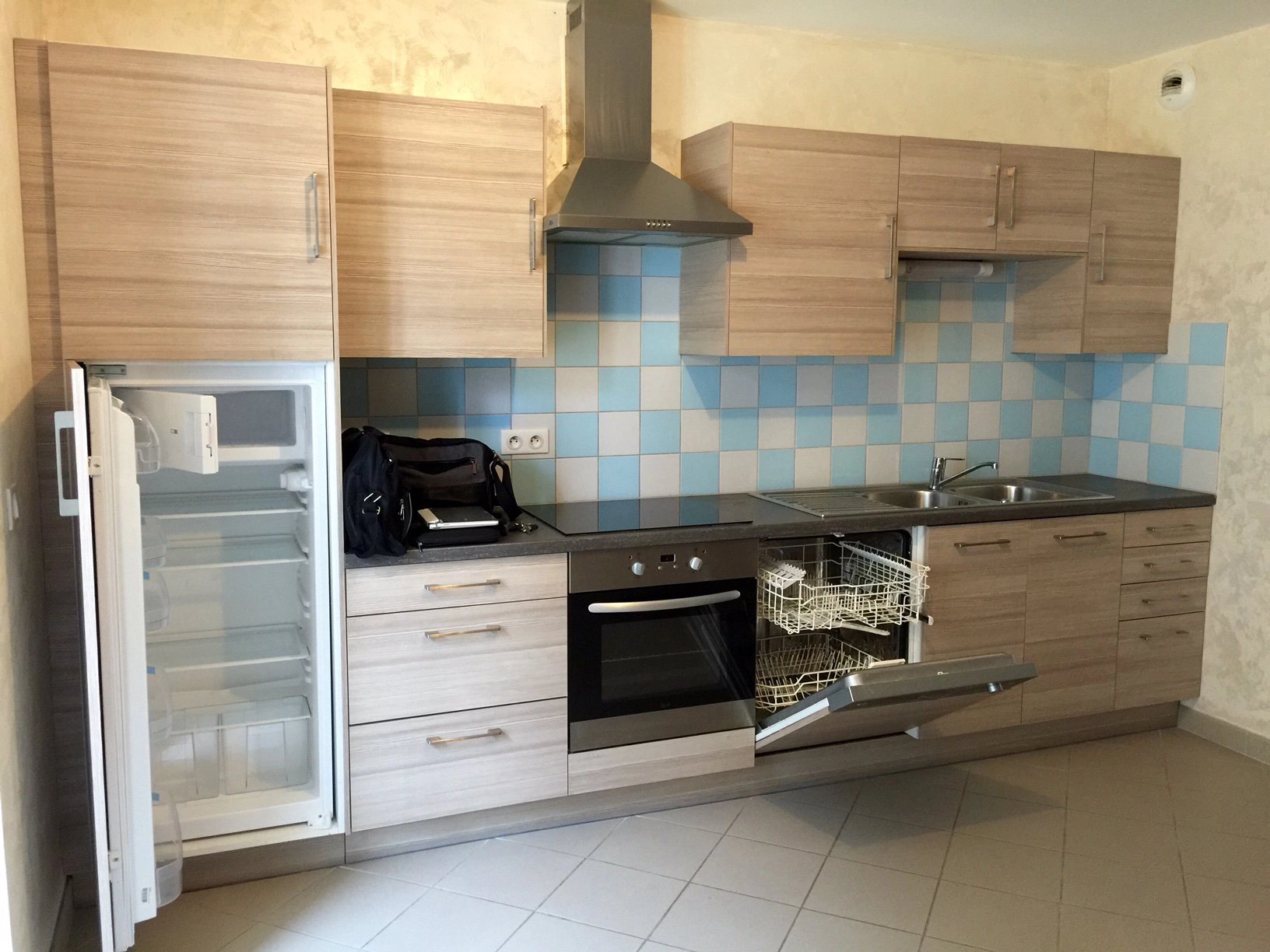 Cuisine Acier inoxydable Carrelage