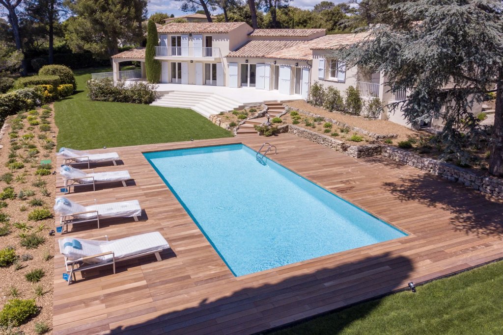Villa for sale in Biot — Biot - Provençal villa with pool for sale