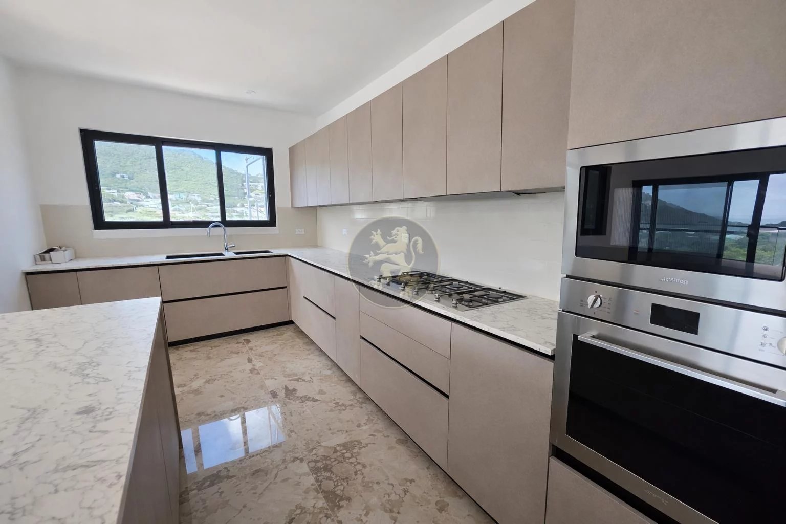 3BR/3.5BA Condo - Cay Hill - Sint Maarten #311 — photo 6