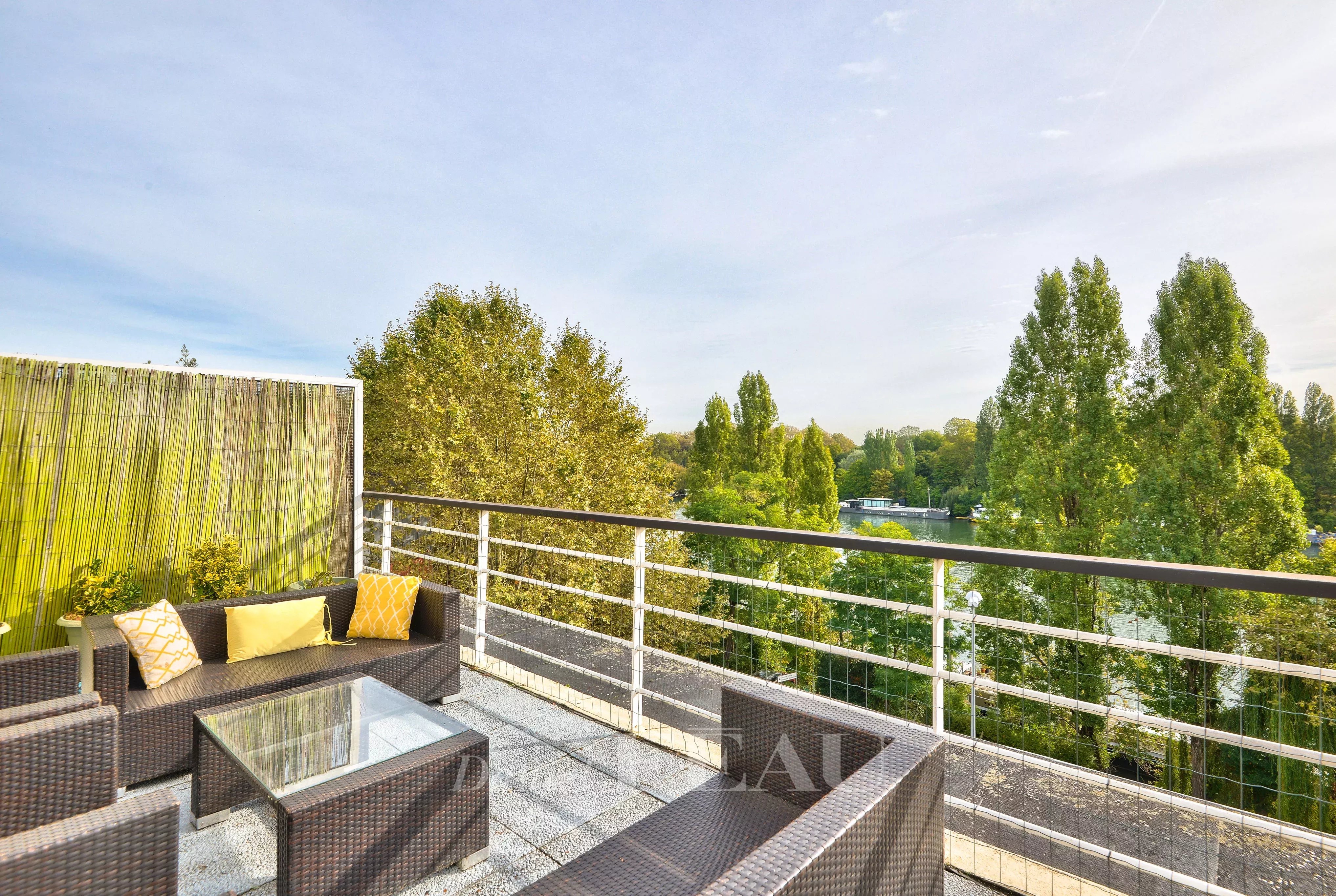 Sale Apartment Saint-Cloud