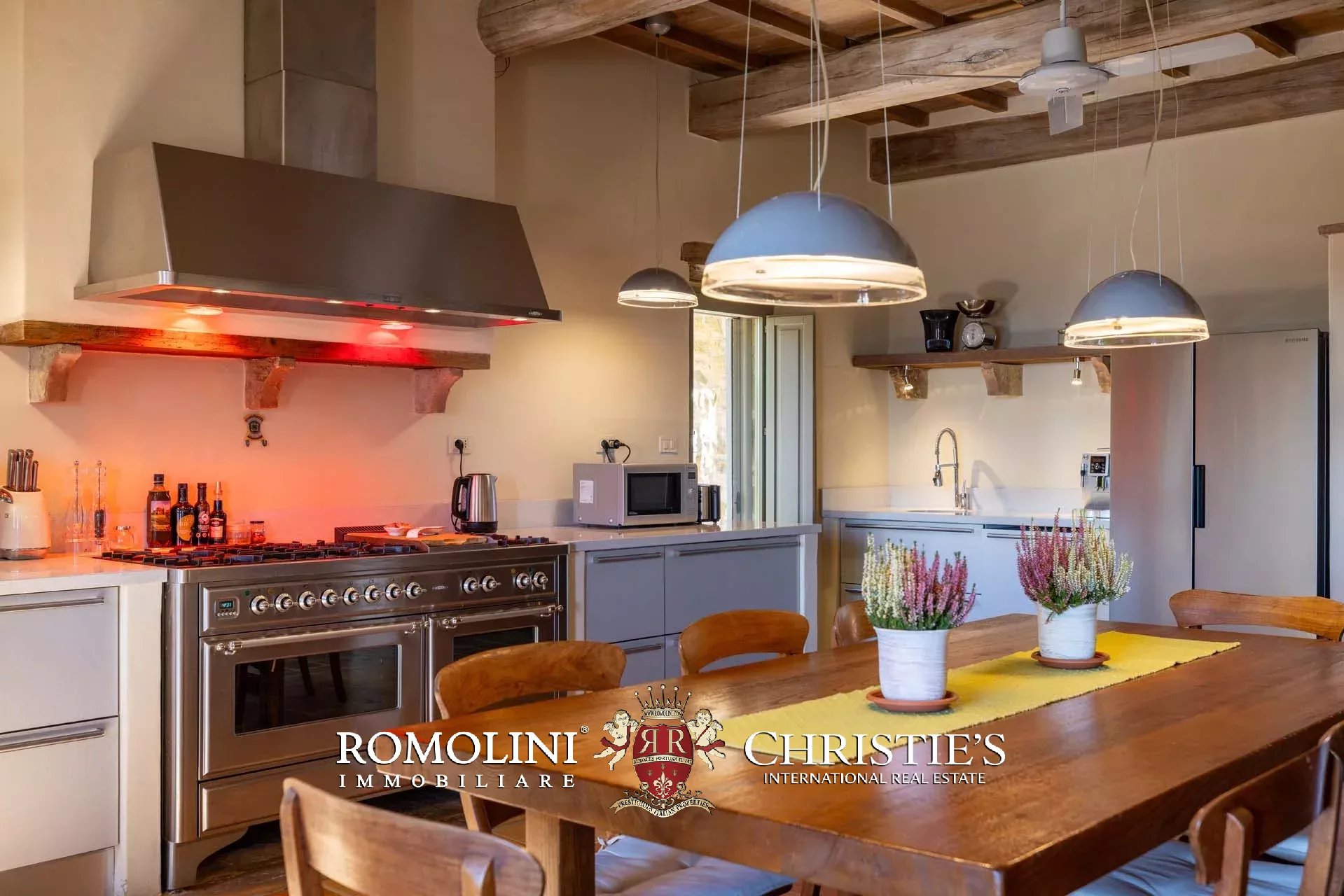 4 Bedroom Villa/Townhouse's Image 49