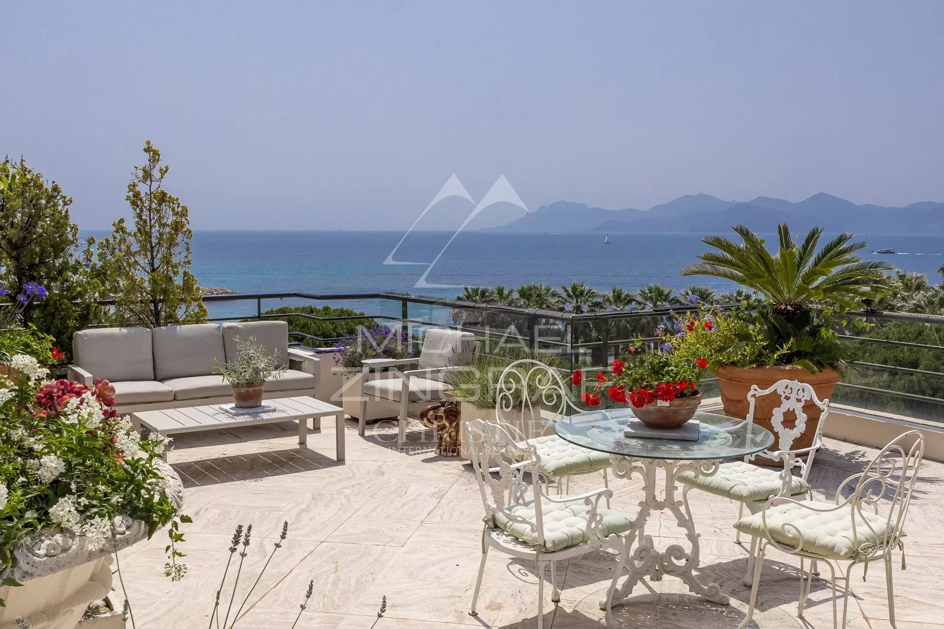 Cannes Pointe Croisette - Penthouse d’Exception – Vue Mer Panoramique