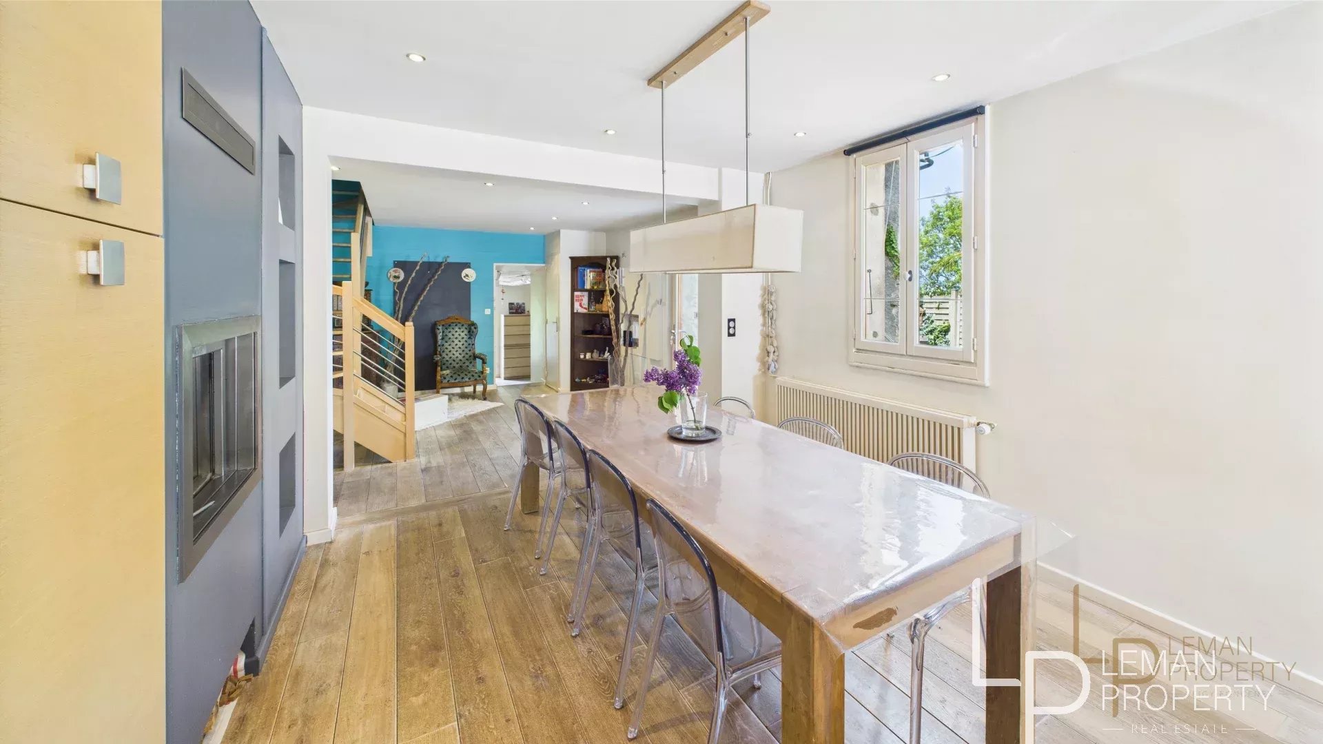 maison de 190 m2 comprenant 7 pièces