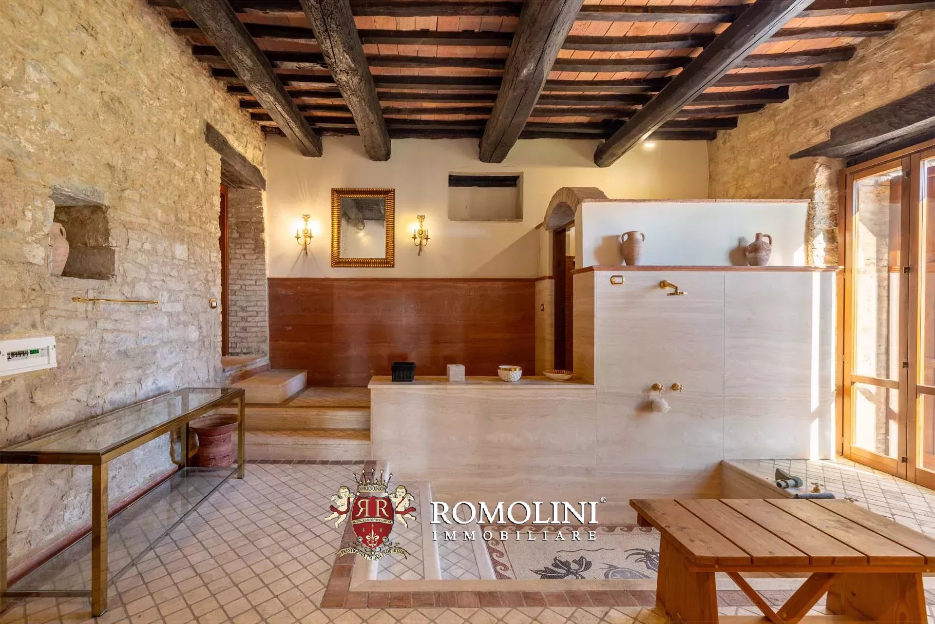 10 Bedroom Villa/Townhouse's Image 46