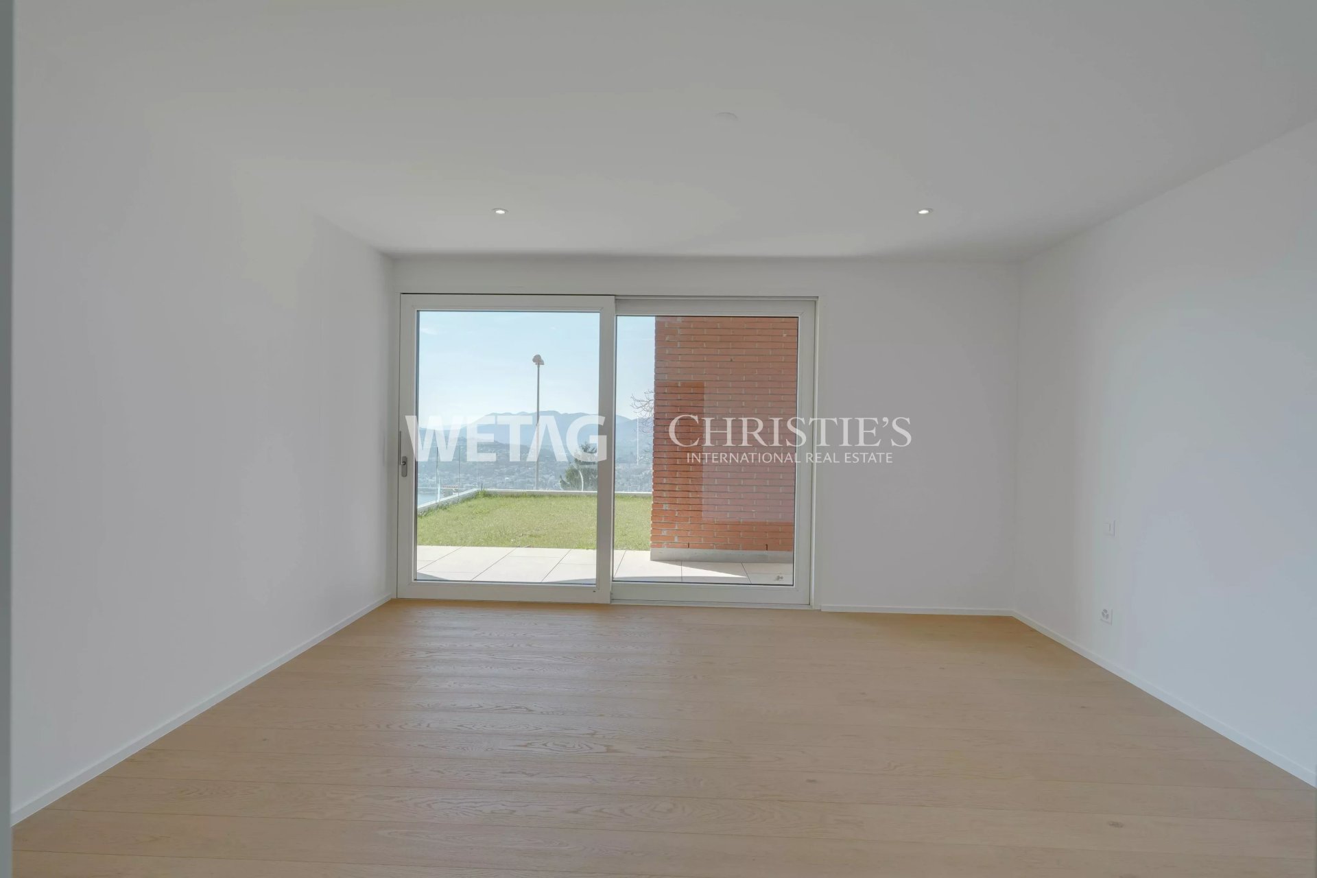 4 Bedroom Villa/Townhouse's Image 10