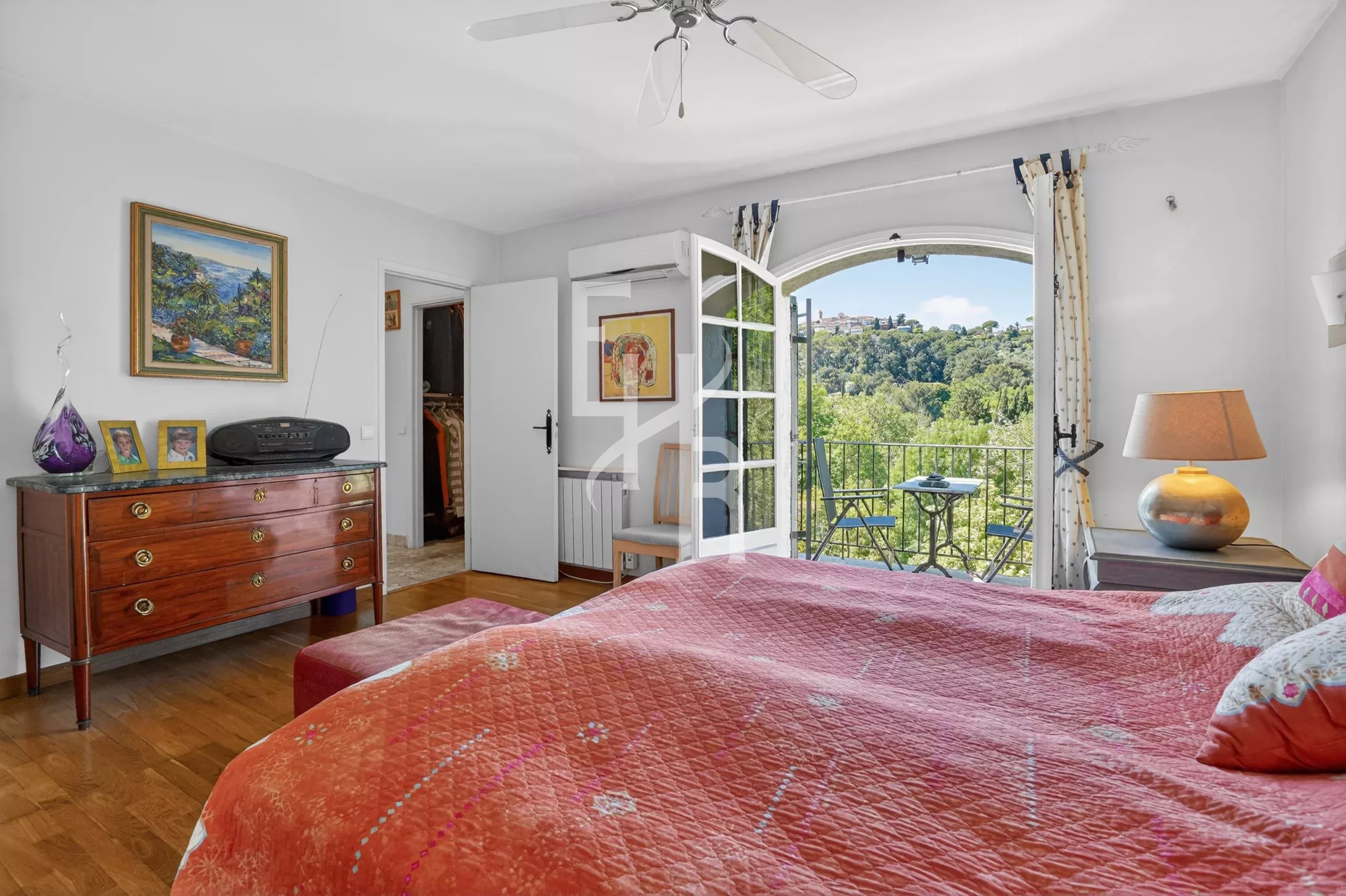 Art de vivre d’exception dans un domaine prestigieux à Mougins