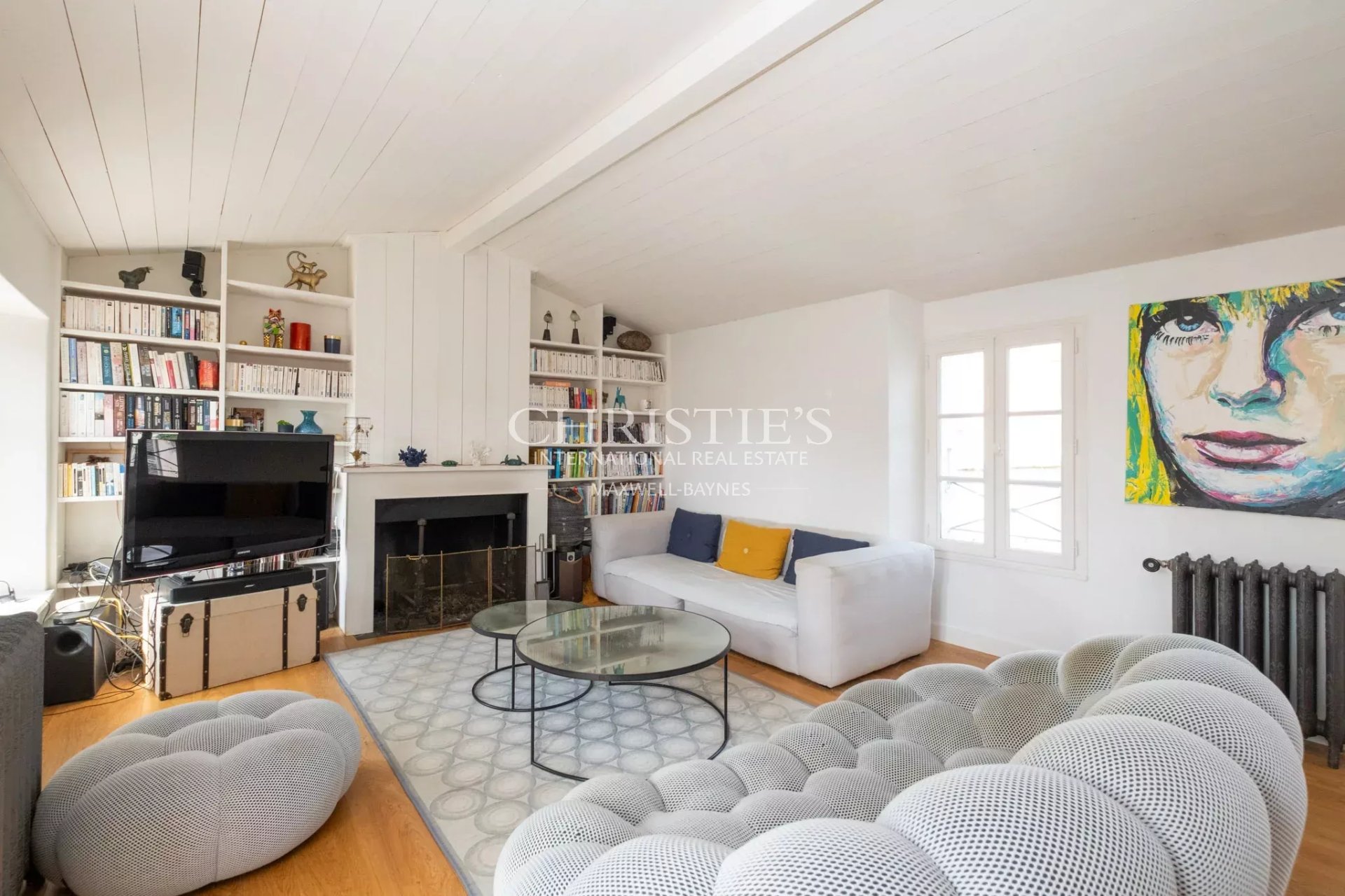 5 Bedroom Villa/Townhouse's Image 4
