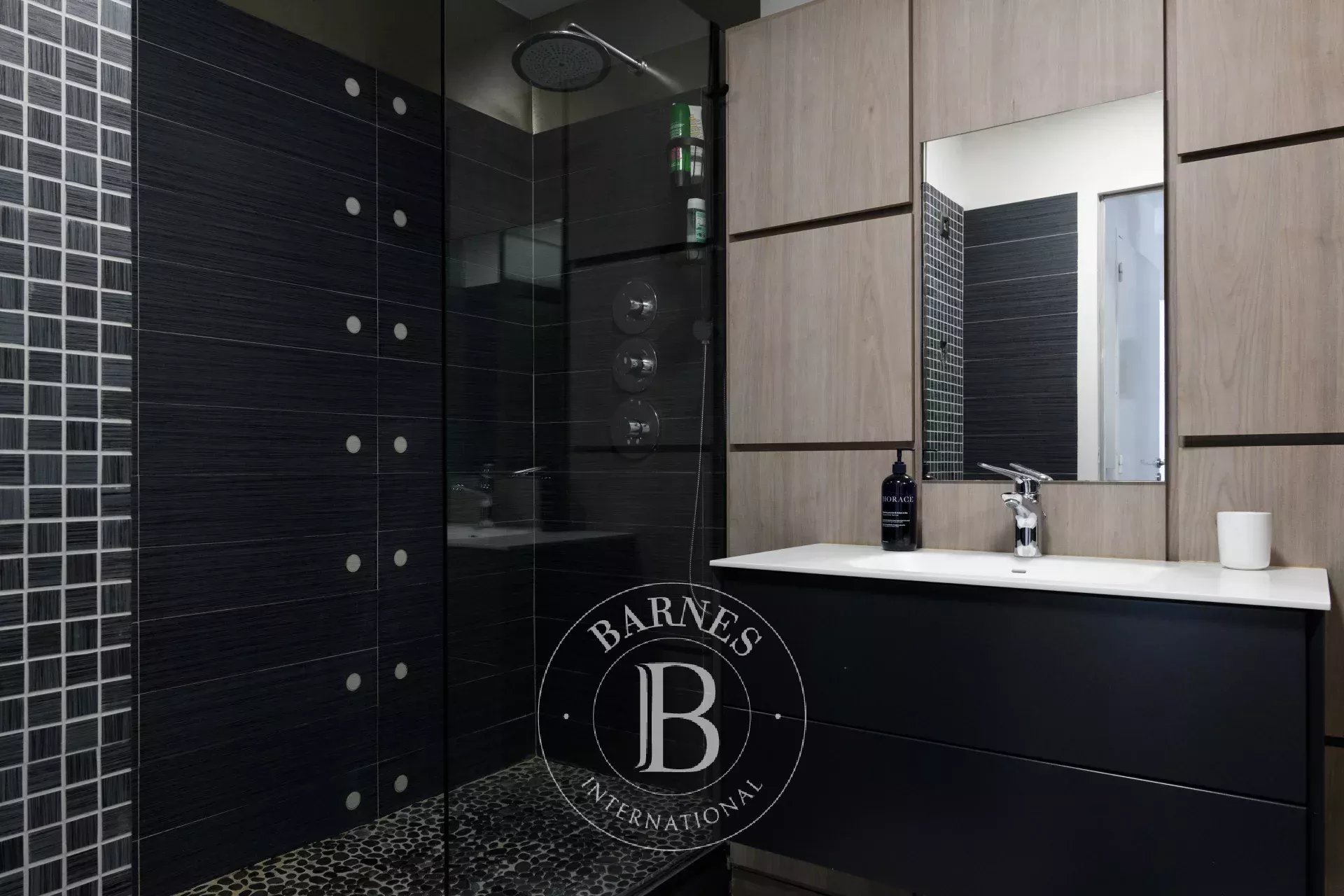 Daire Cassis - picture 16