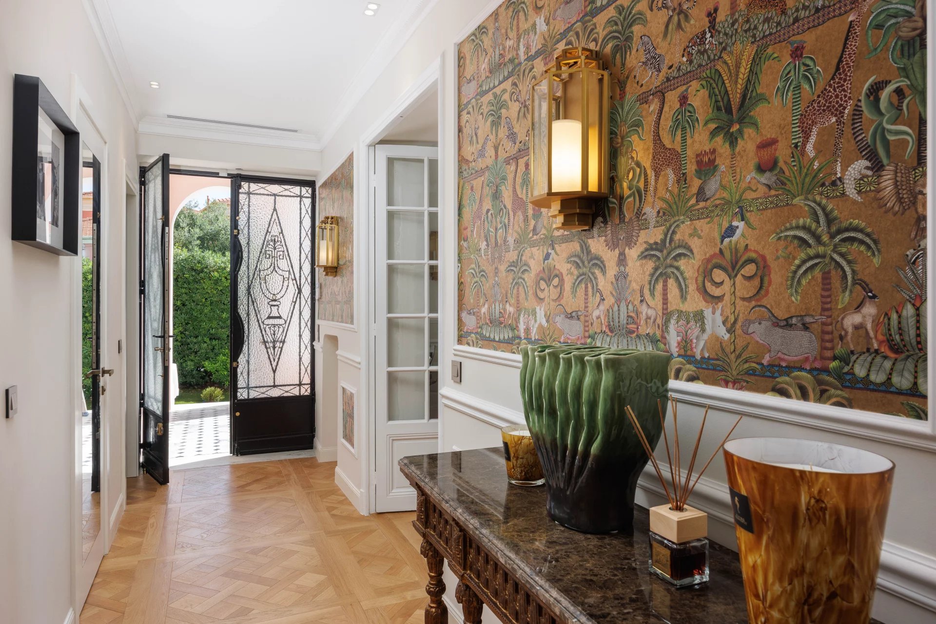 Elegant 7-Bedroom Residence in Beaulieu-sur-Mer