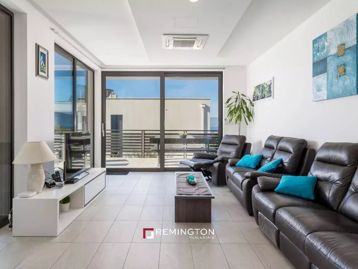 5 Bedroom Villa/Townhouse's Image 5