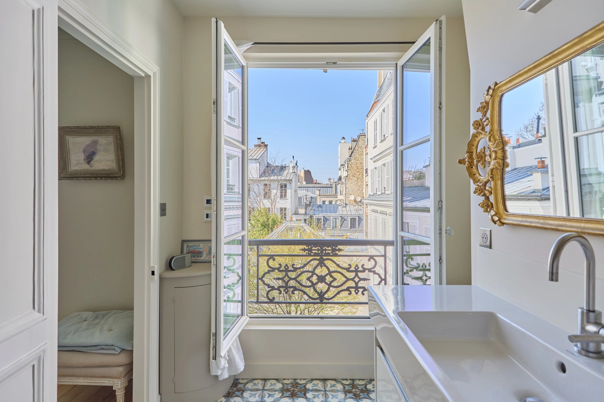 2 Bedroom Apartment/Flat's Image 11