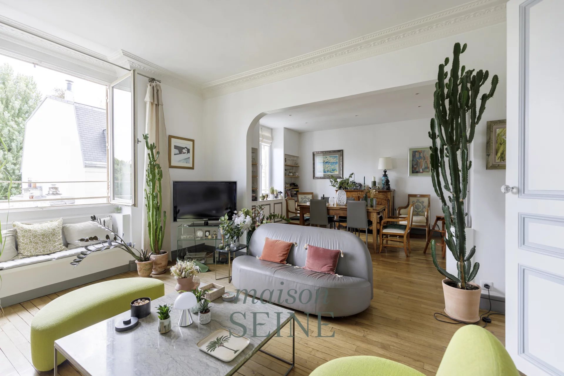 Agence immobilière de 