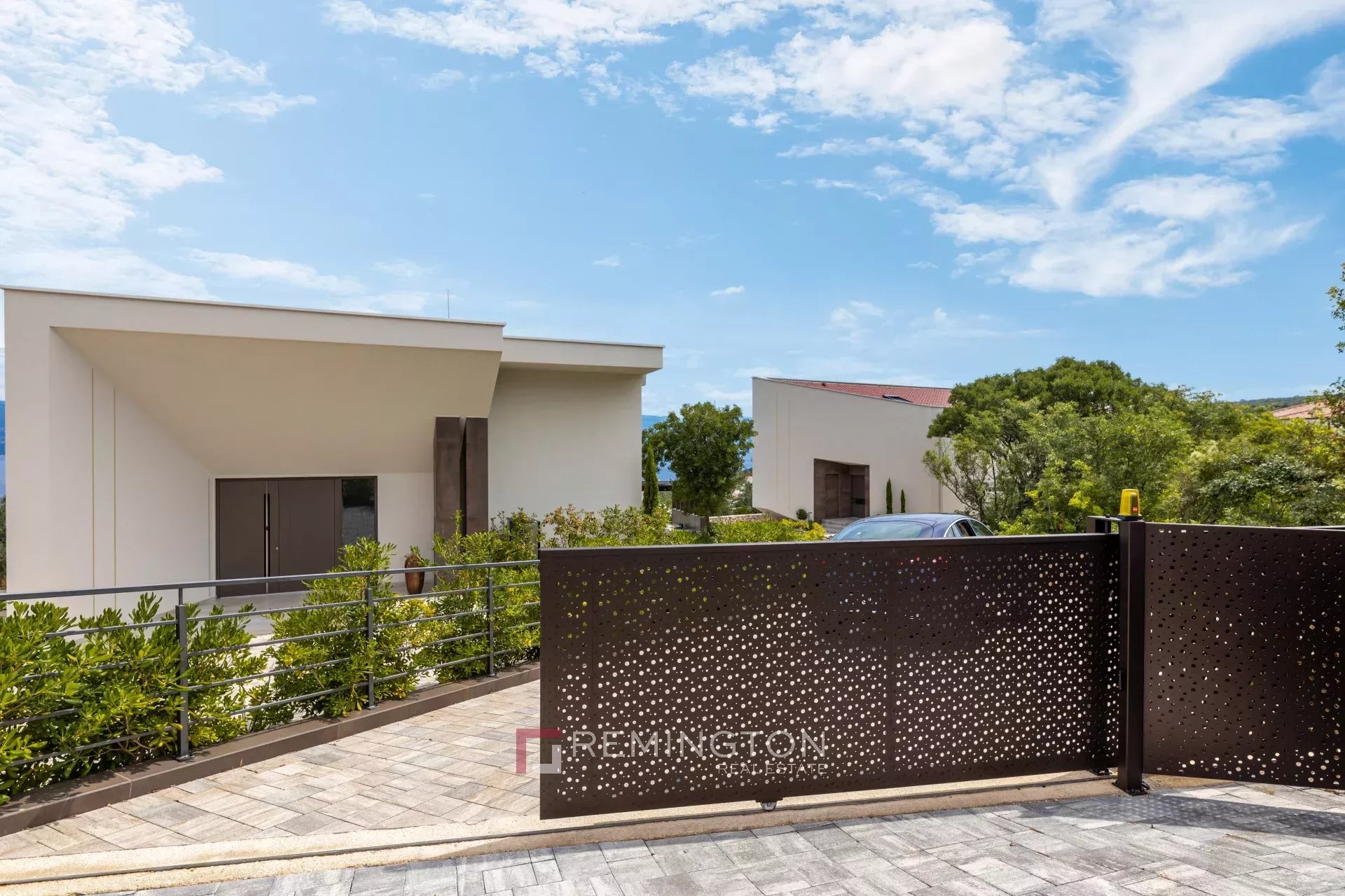 3 Bedroom Villa/Townhouse's Image 21