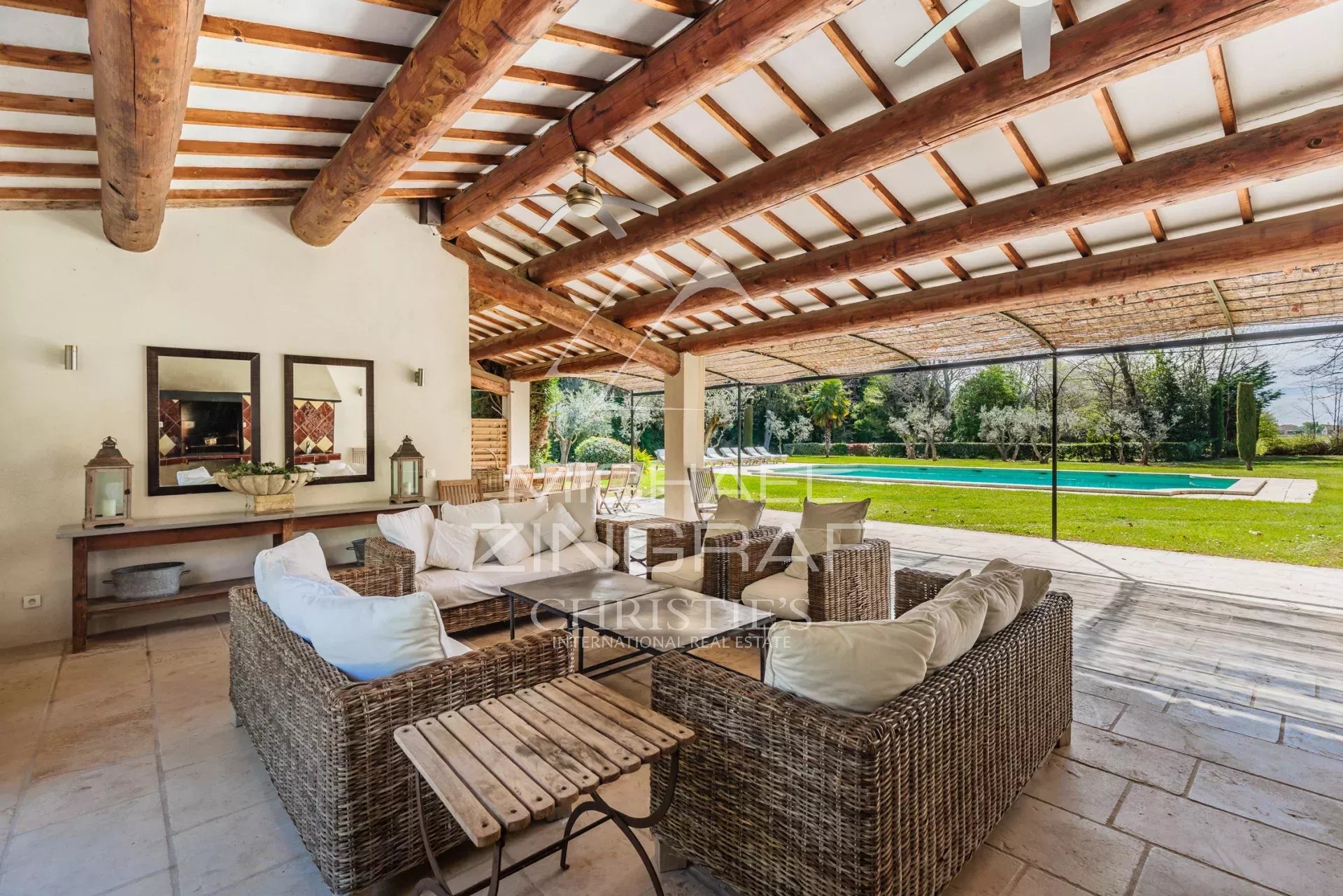 13 Bedroom Villa/Townhouse's Image 14