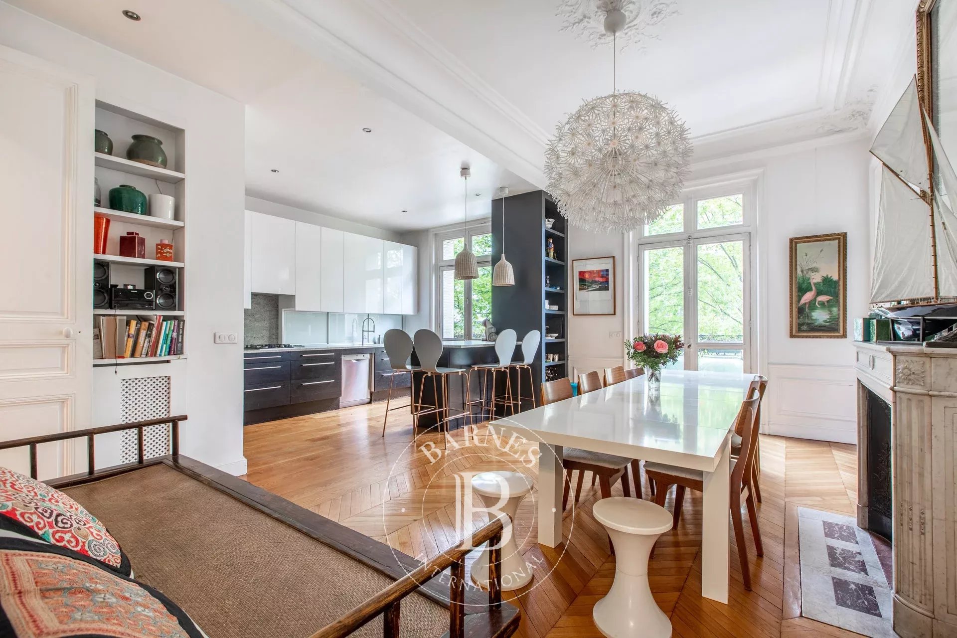 Daire Paris 8ème - picture 7