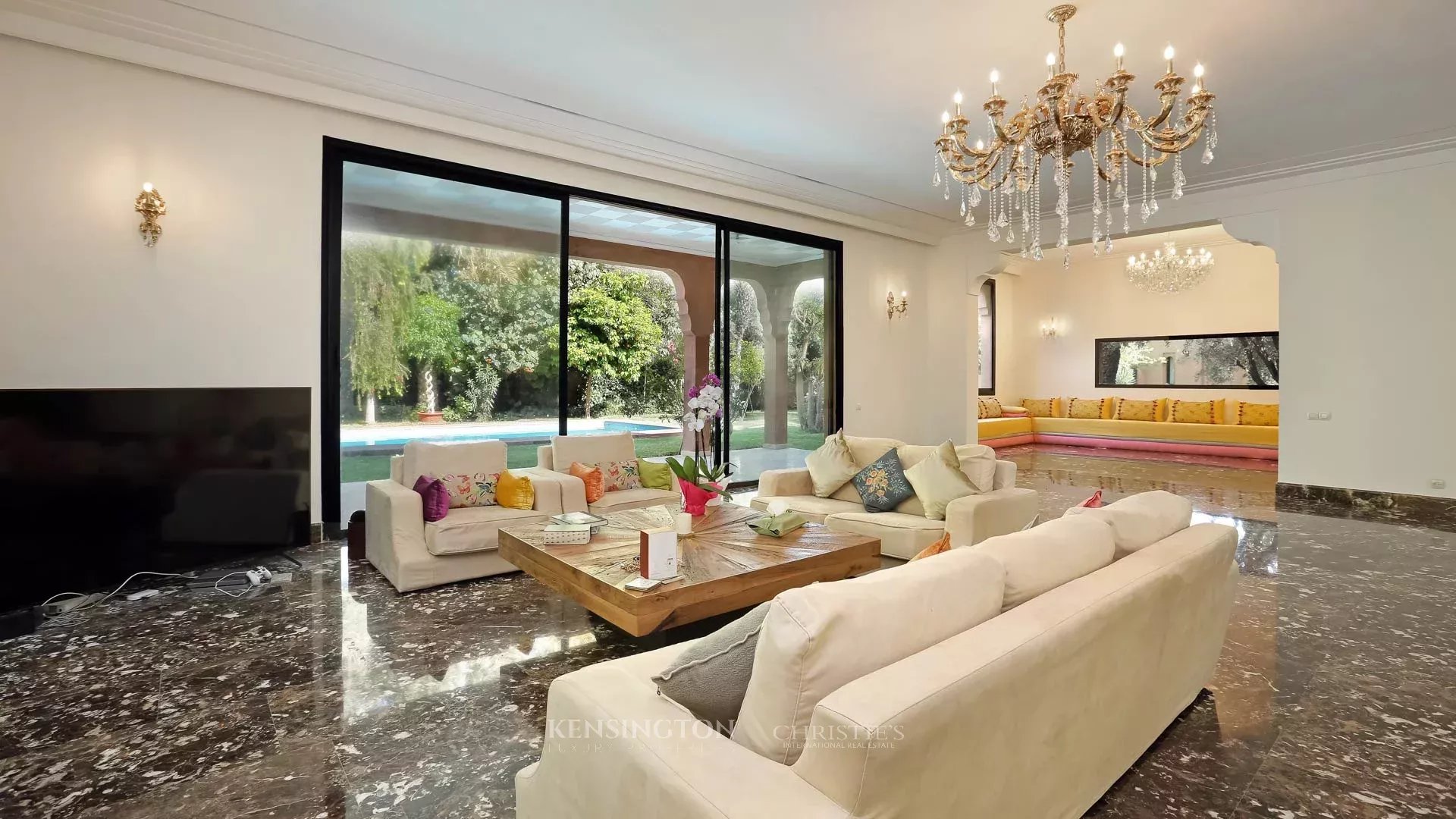 4 Bedroom Villa/Townhouse's Image 9