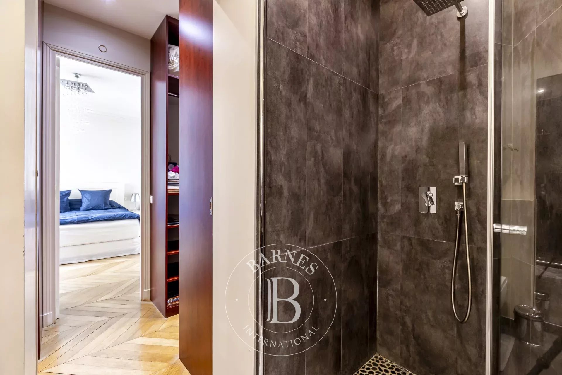 Paris  - Apartment 3 Bedrooms - picture 9