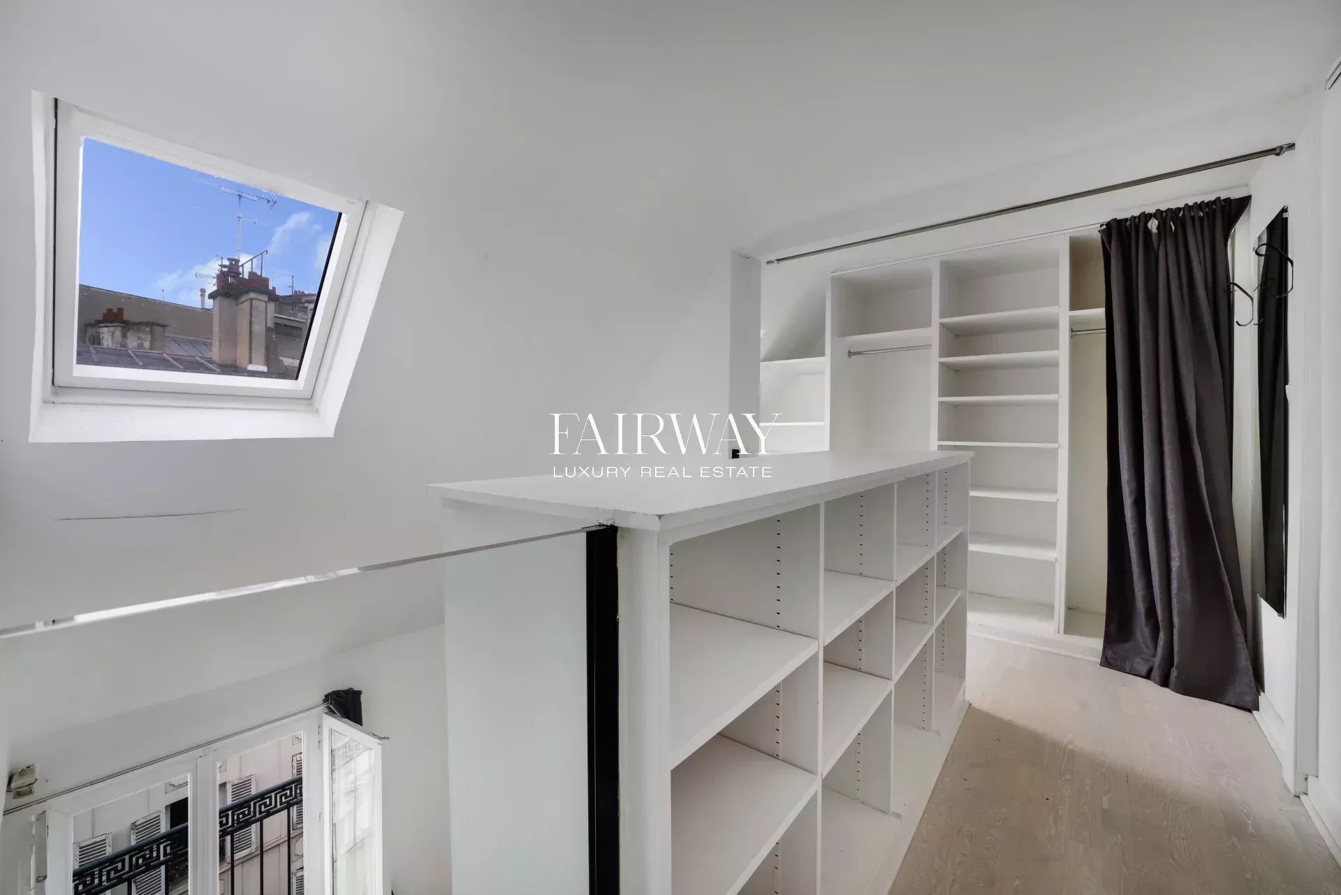 Appartement familial de charme en duplex – Nouvelle-Athènes, Paris 9e