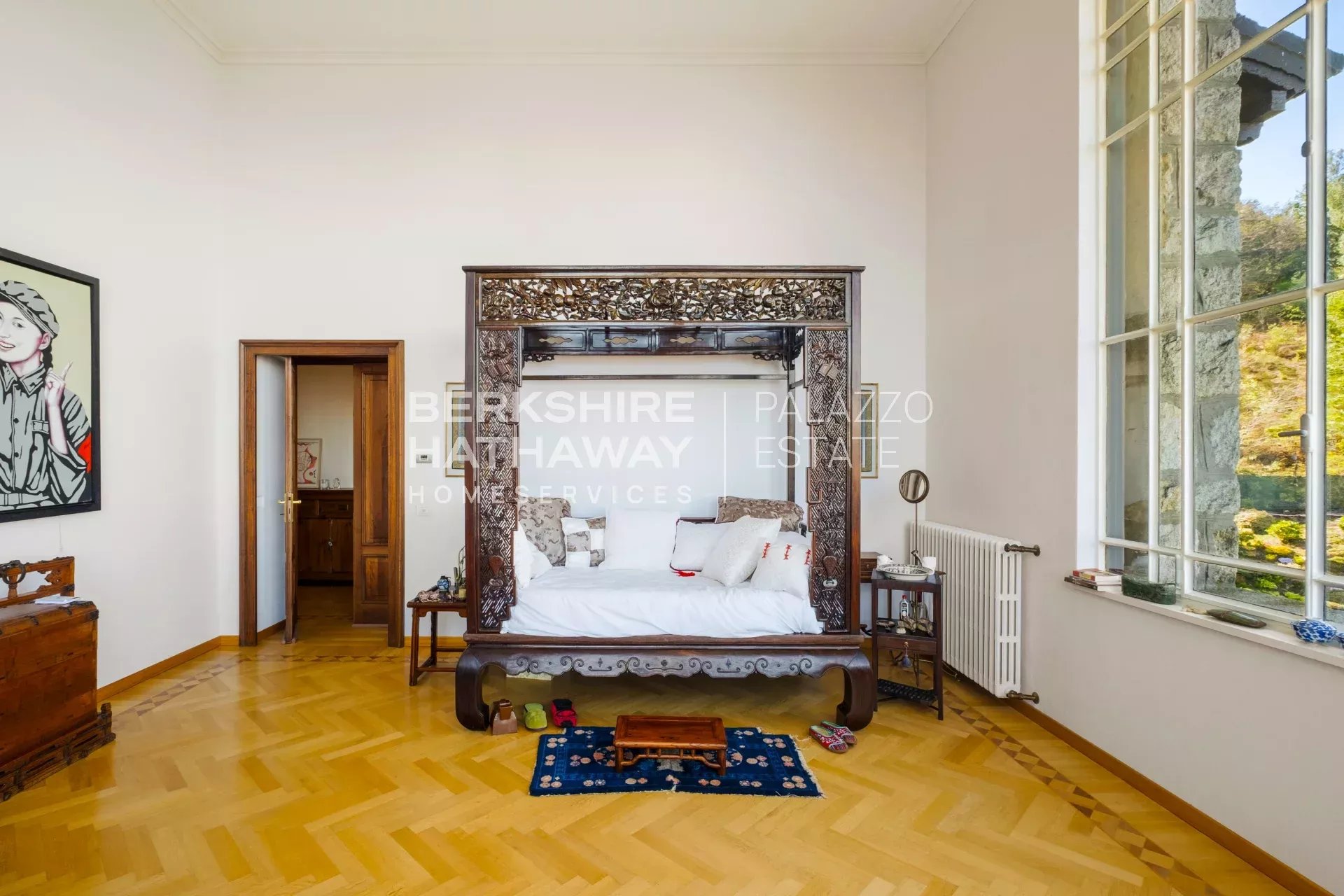 Historic Panoramic Villa with Botanical Park and Lake View